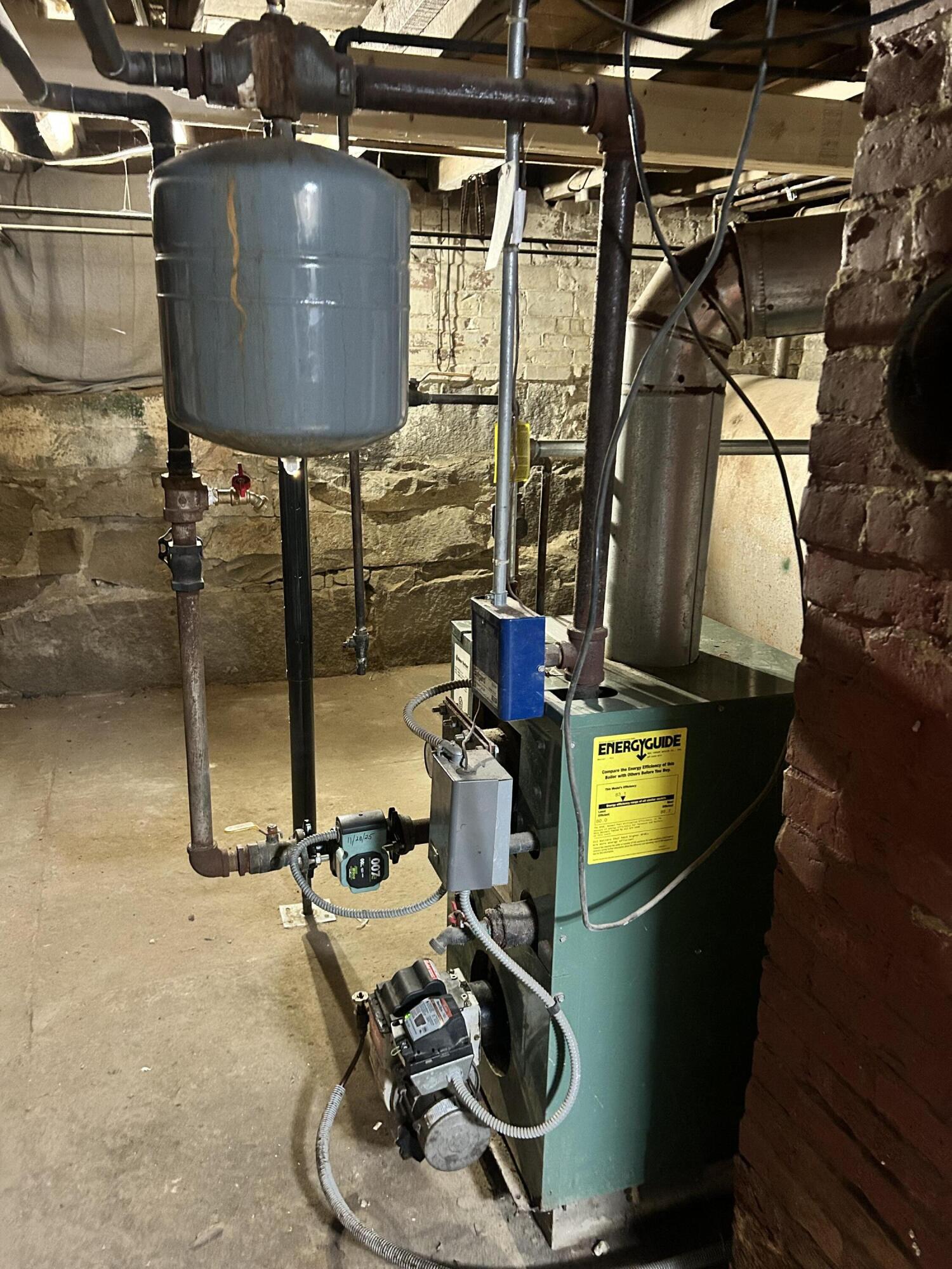 7 Washington Street, Augusta, ME, 04330