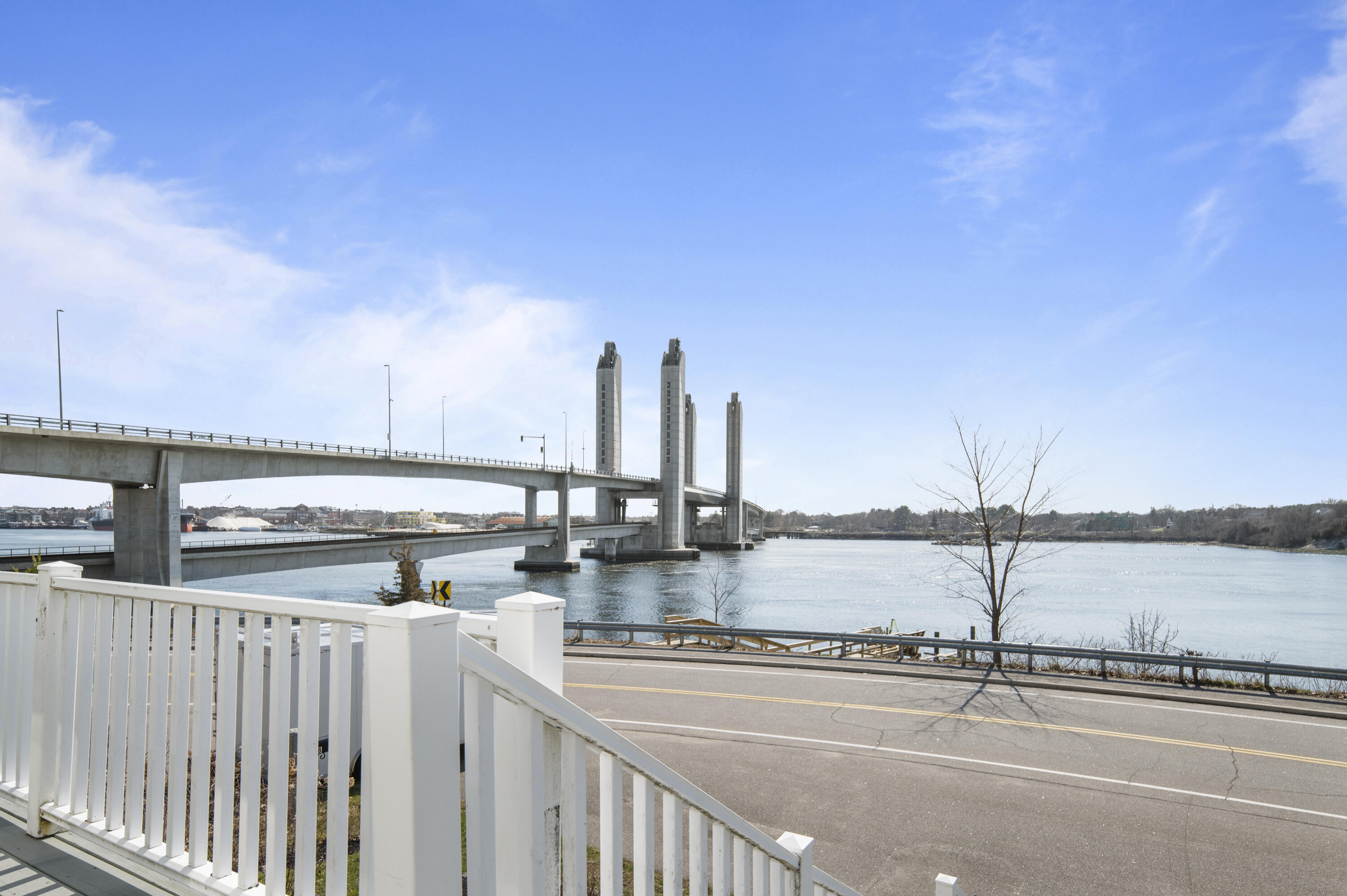 30 Bridge Street, Kittery, ME, 03904