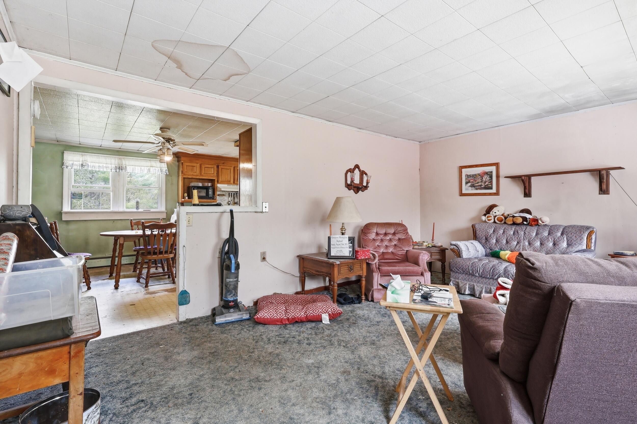 392 Elm Street, Mechanic Falls, ME, 04256