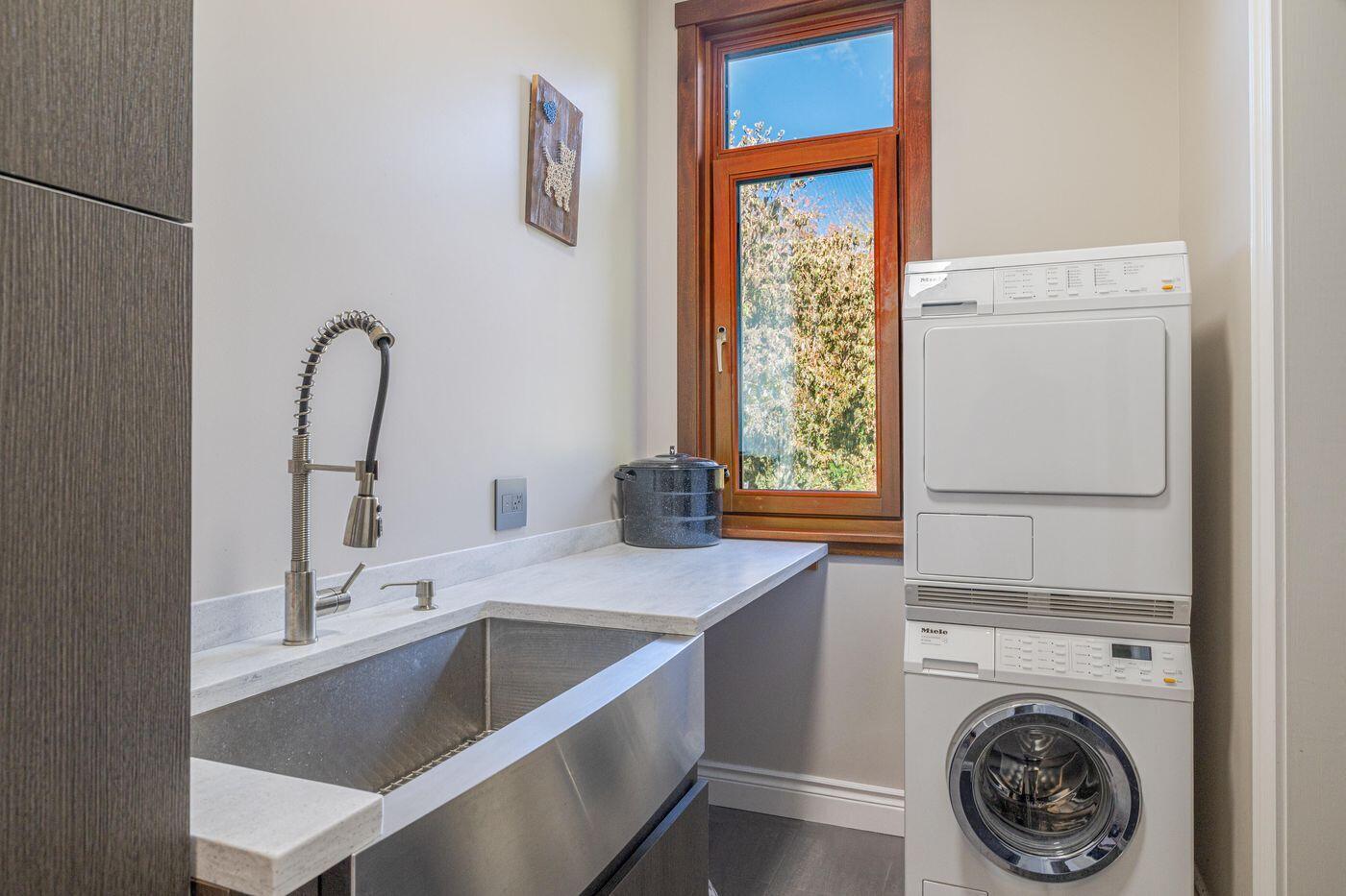 31 Windswept Lane, Blue Hill, ME, 04614