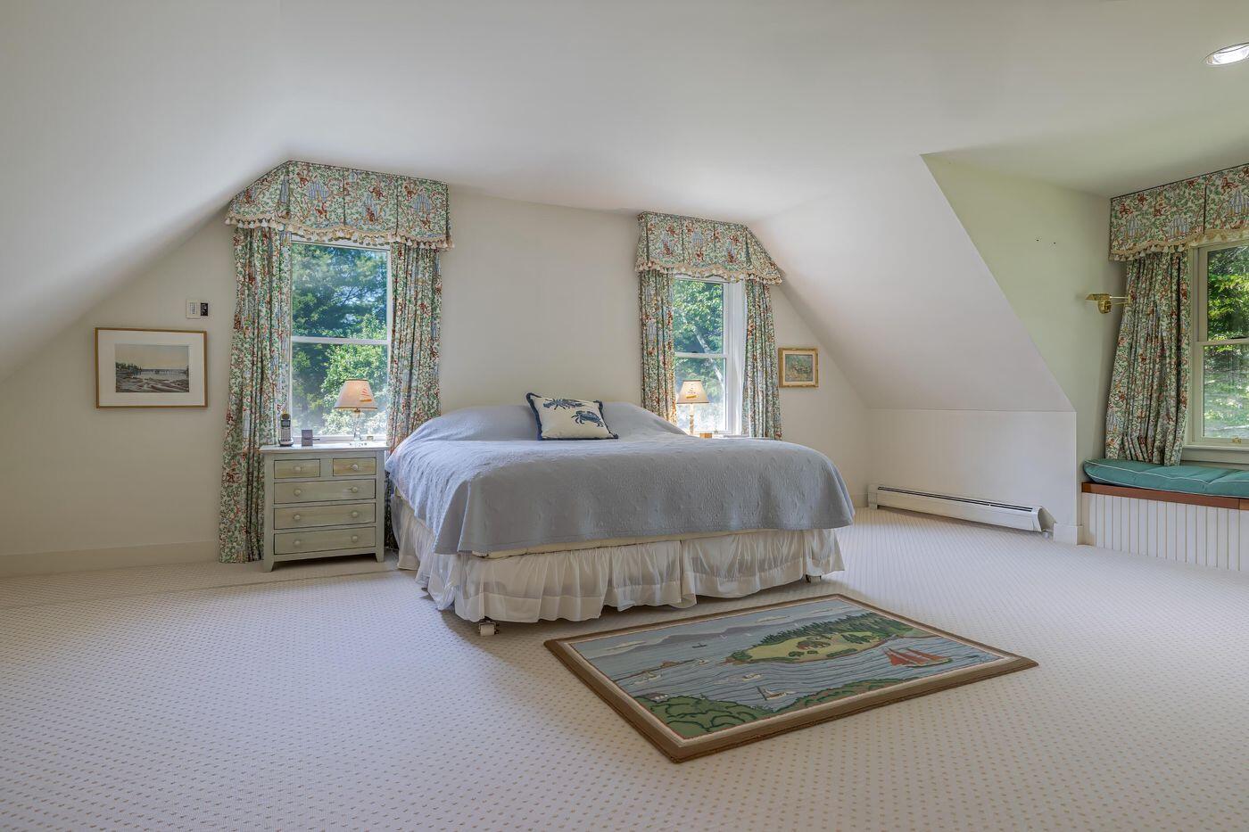 77 Manchester Road, Mount Desert, ME, 04662