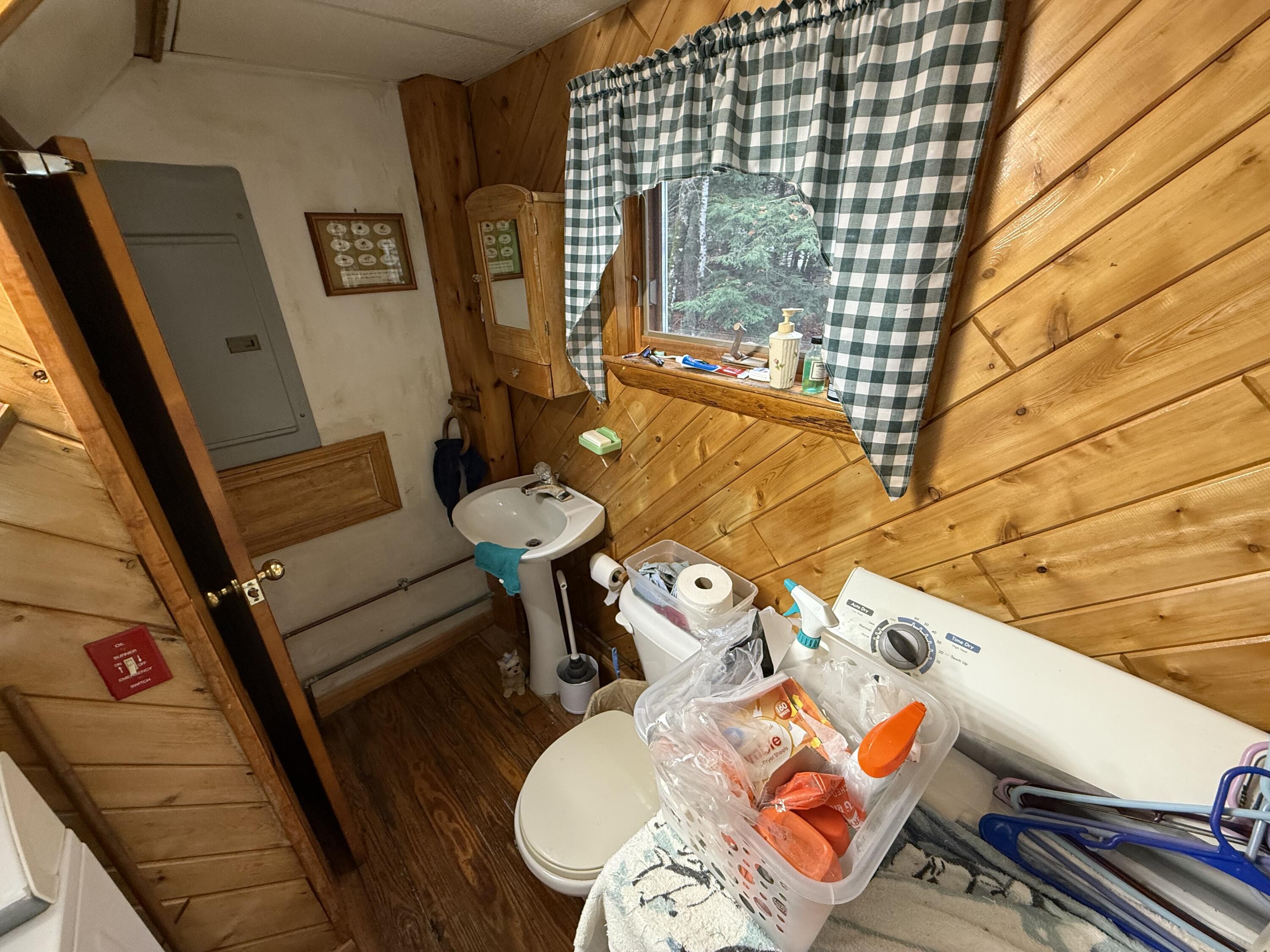 55 Mcnelly Road, Island Falls, ME, 04747