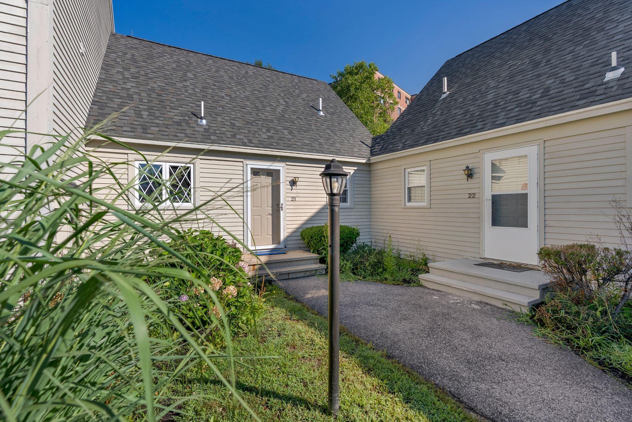 Photo of 139 Broadway #21 South Portland ME 04106