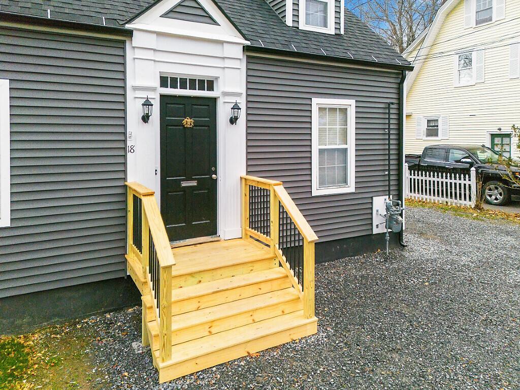 18 Manley Street, Augusta, ME, 04330