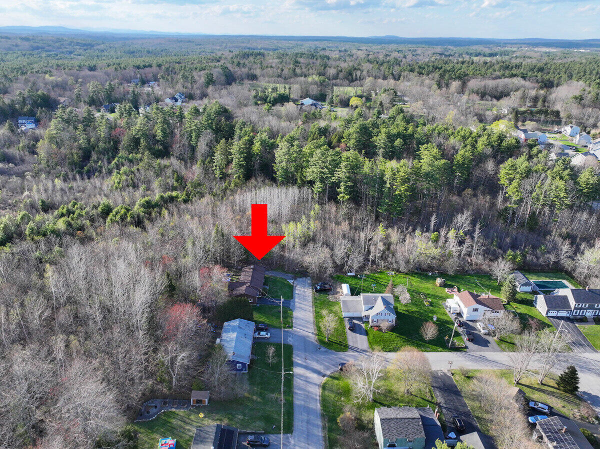 32 Lawn Avenue, Gorham, ME, 04038