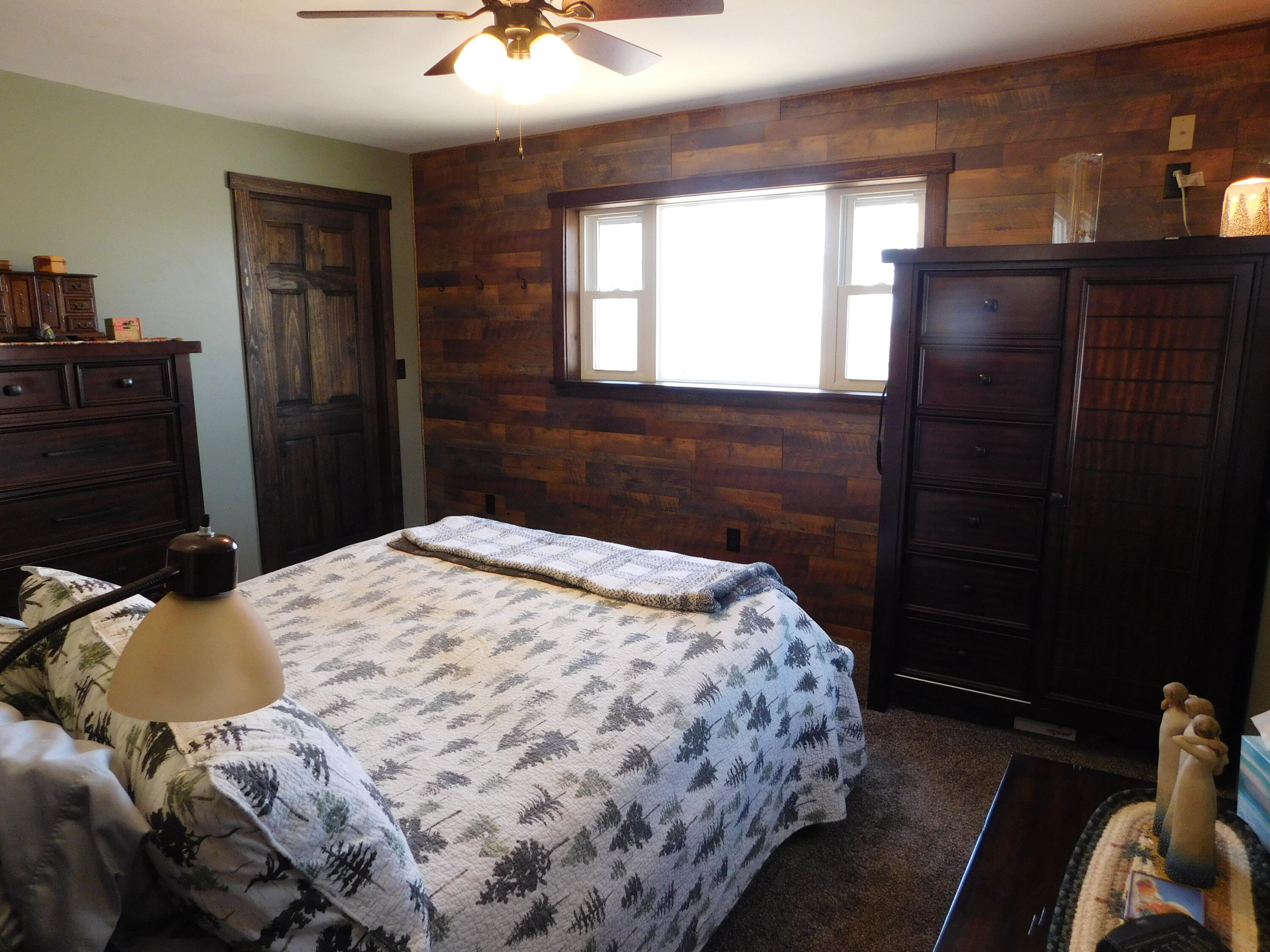 557 Enfield Road, Lincoln, ME, 04457