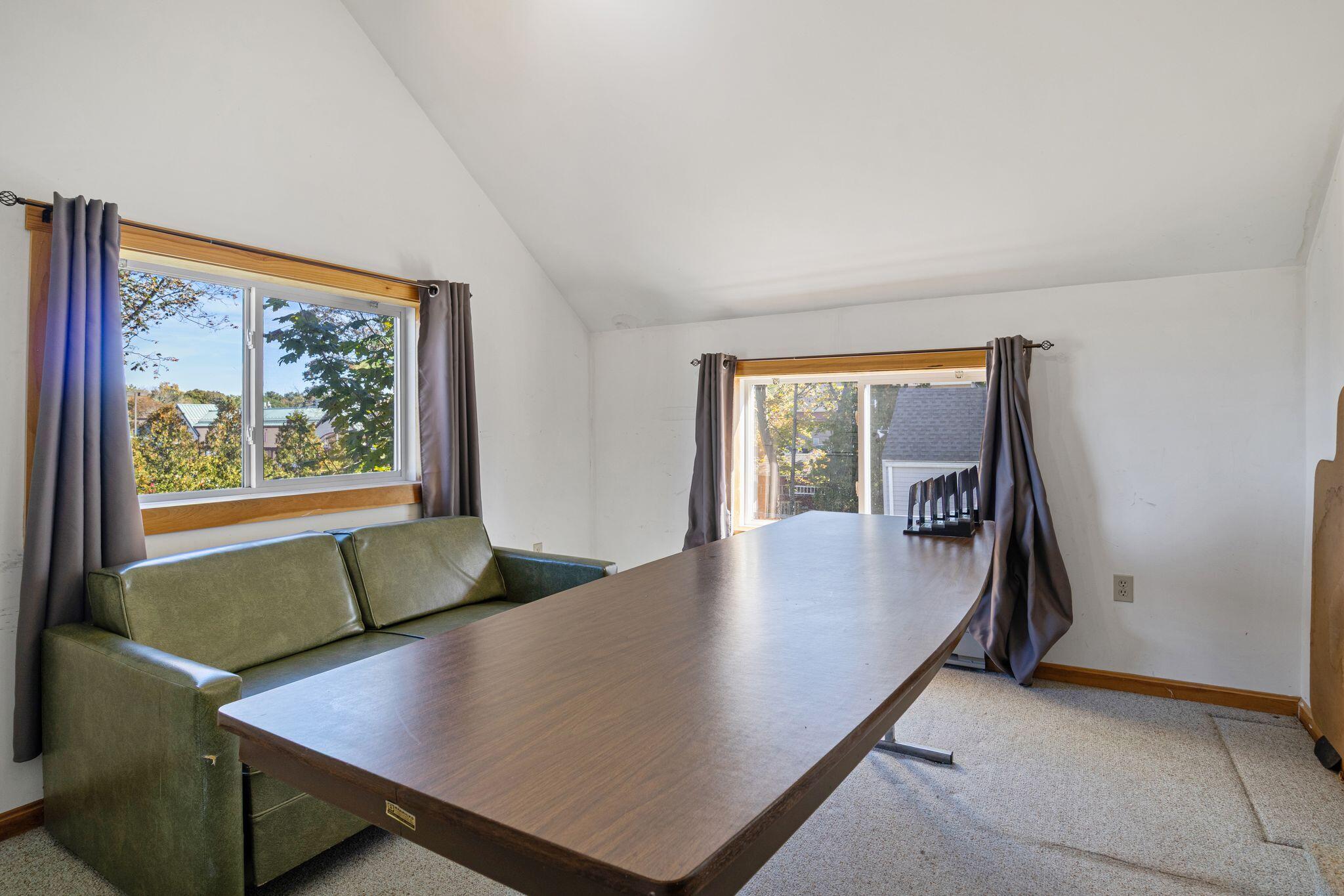 10 Elm Street, Gorham, ME, 04038