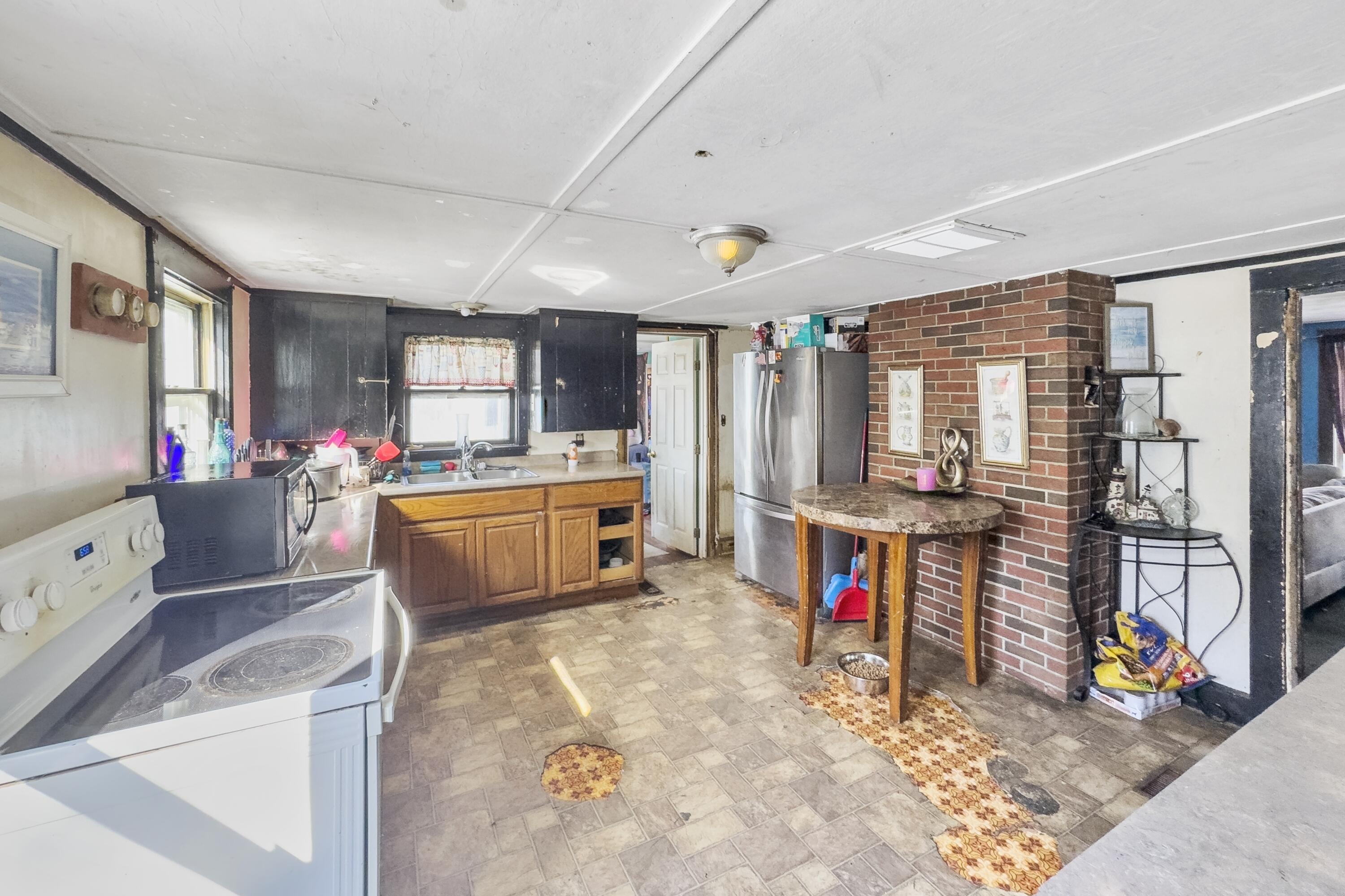 102 Beechwood Street, Thomaston, ME, 04861
