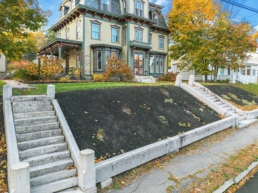 15 Middle Street UNIT 3, Hallowell, ME, 04347