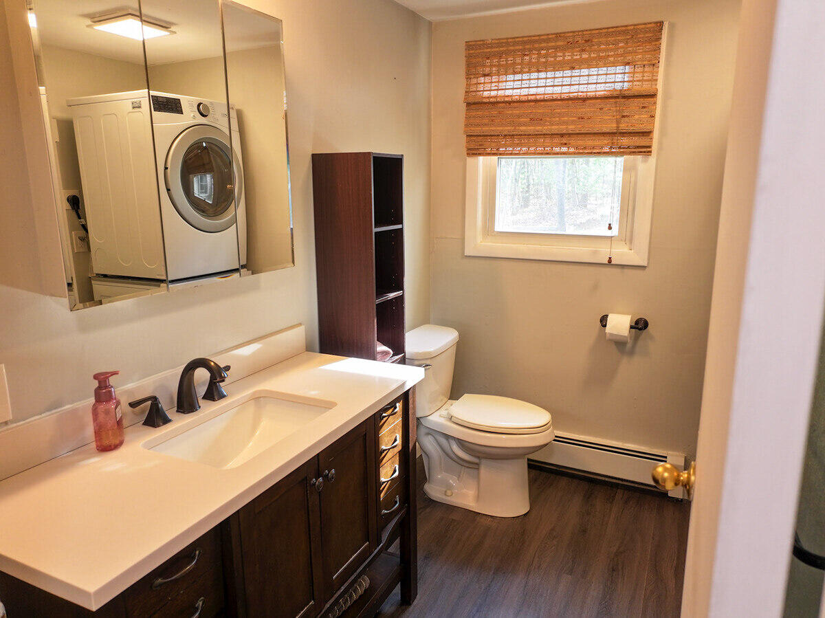 32 Lawn Avenue, Gorham, ME, 04038