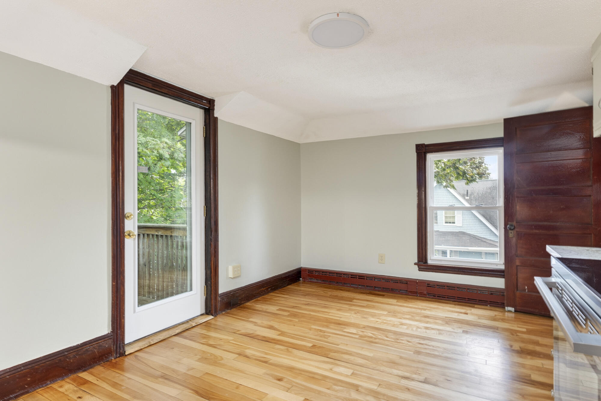 44 Warren Avenue, Cape Elizabeth, ME 04107 44 Warren Unit#2_49