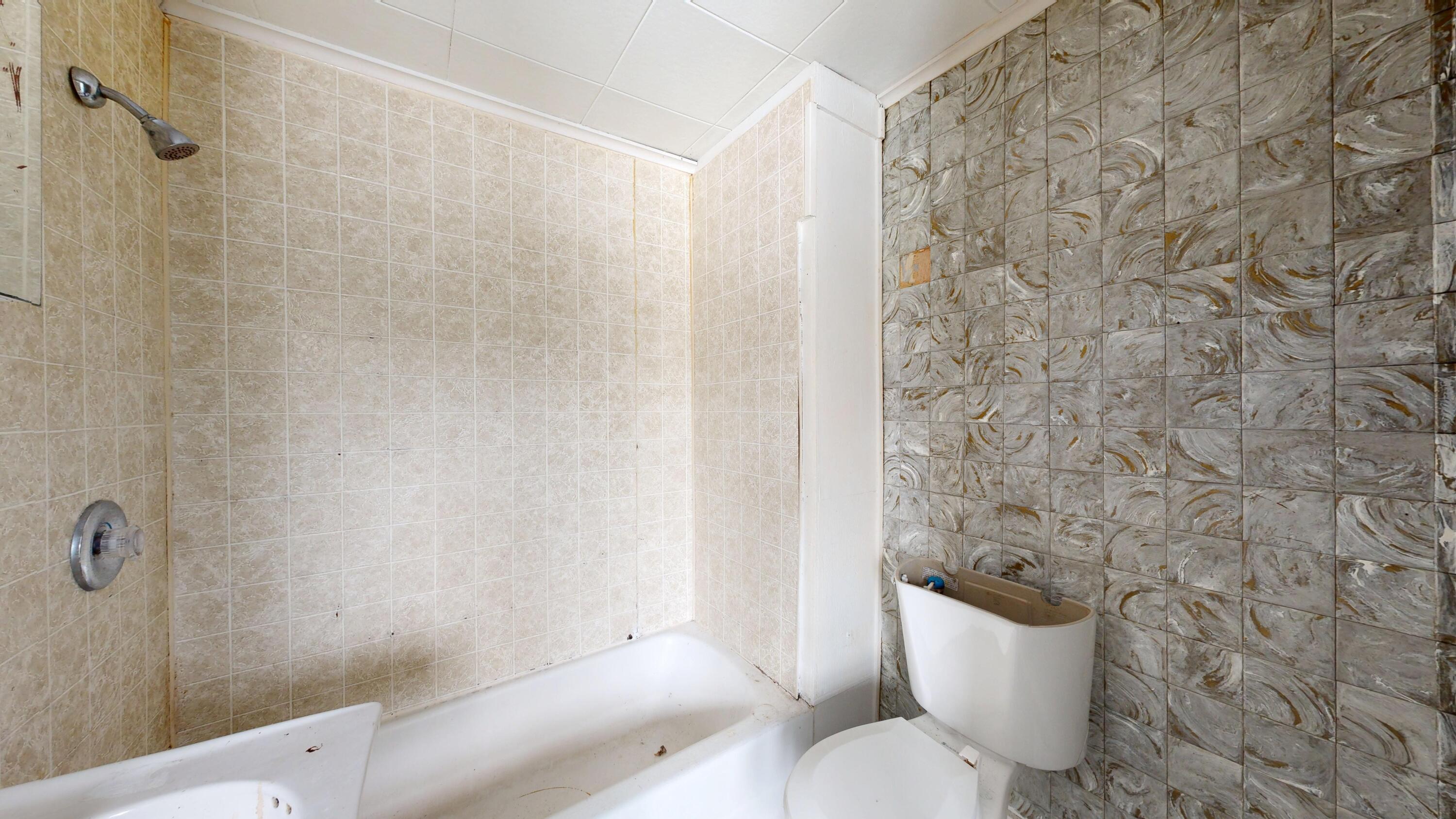 121-123 Oak Hill Road, Auburn, ME, 04210