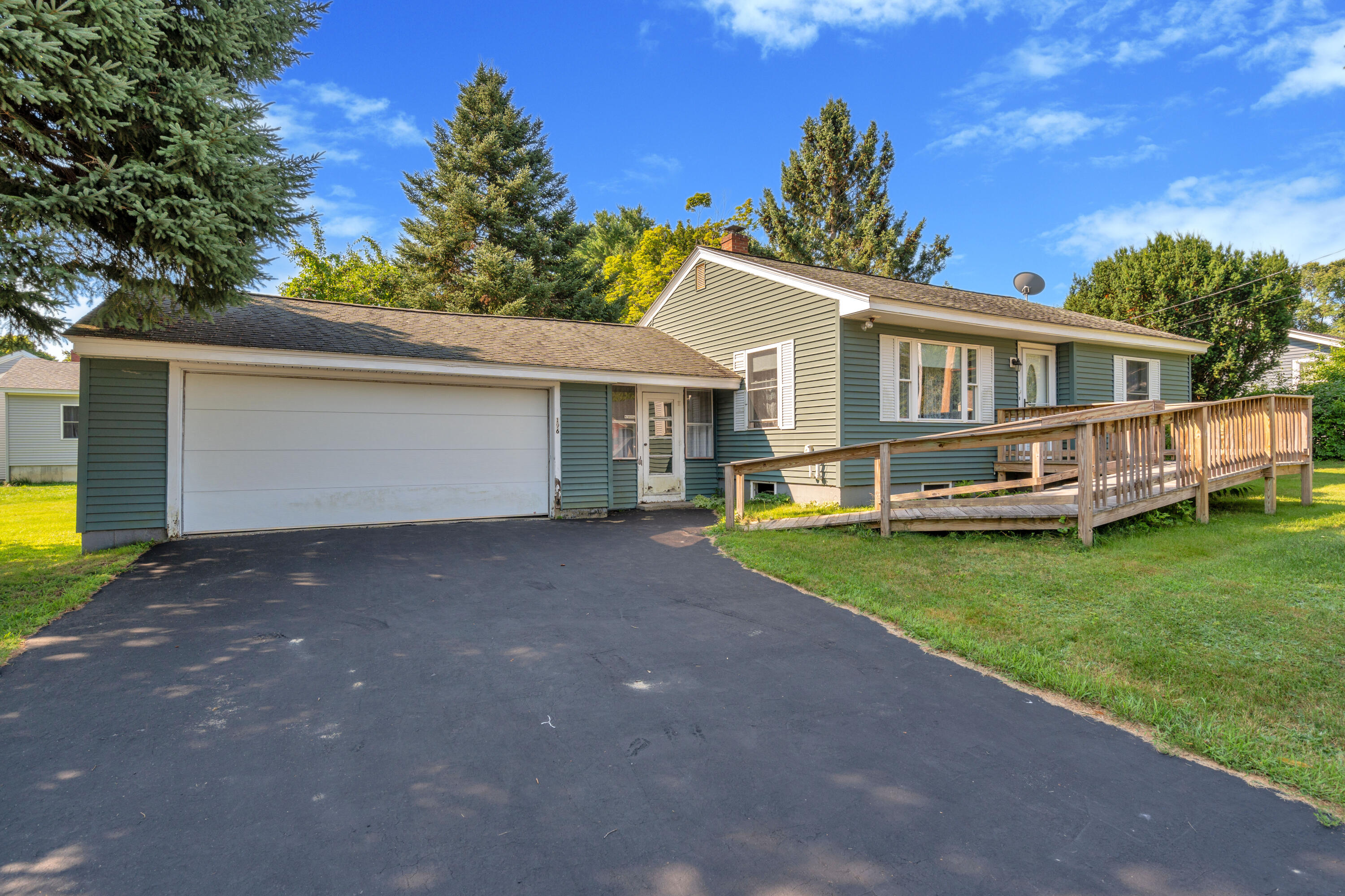 196 Stevens Mill Road, Auburn, ME 04210 Exterior