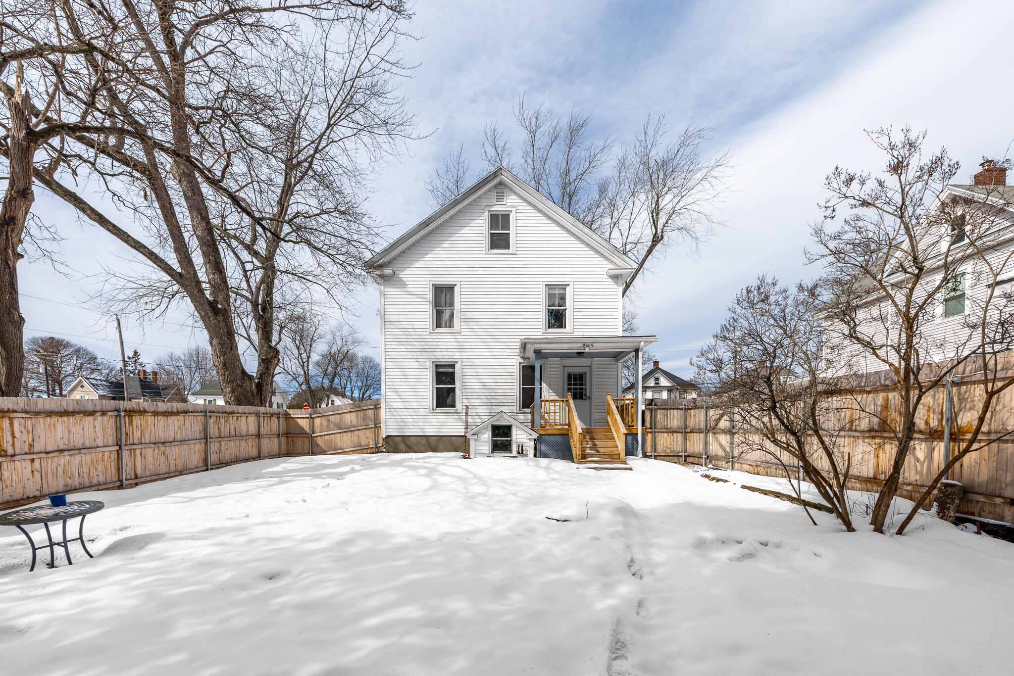 178 W Broadway, Bangor, ME, 04401