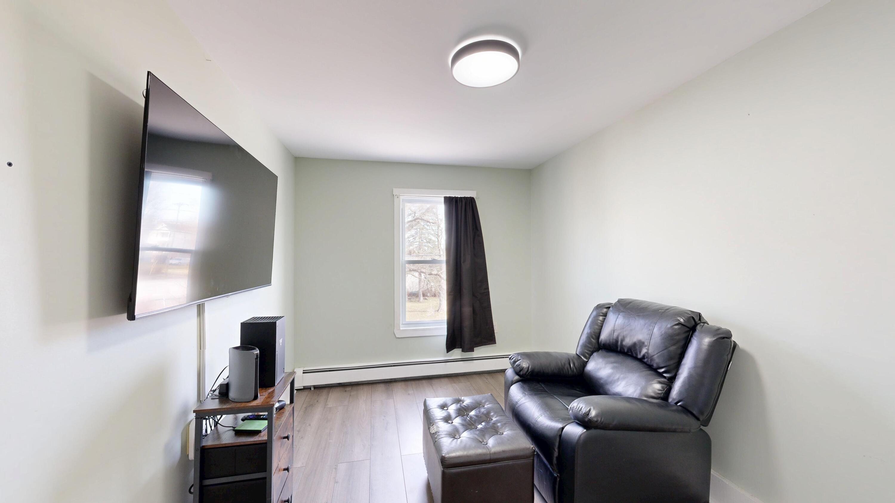 26 Holland Street, Lewiston, ME, 04240