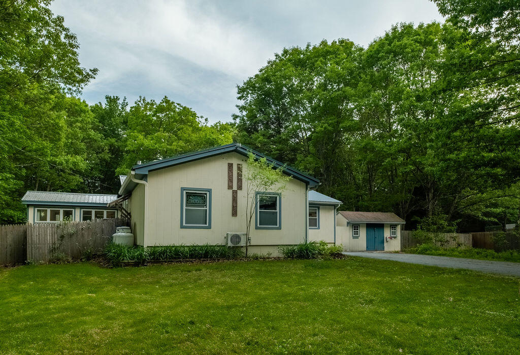 Photo of 25 Range Road Brunswick ME 04011
