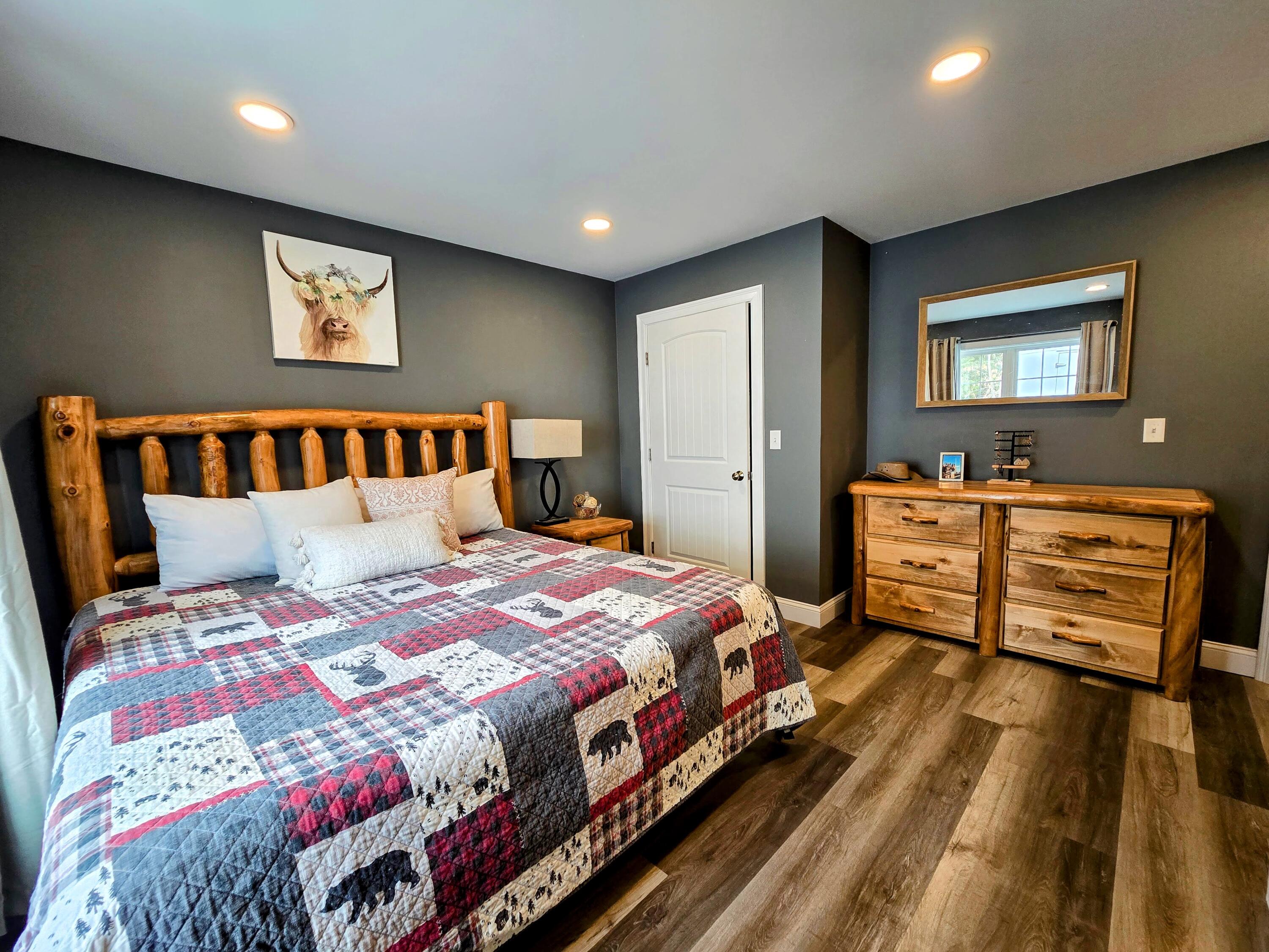 976 Park Street, Paris, ME, 04281