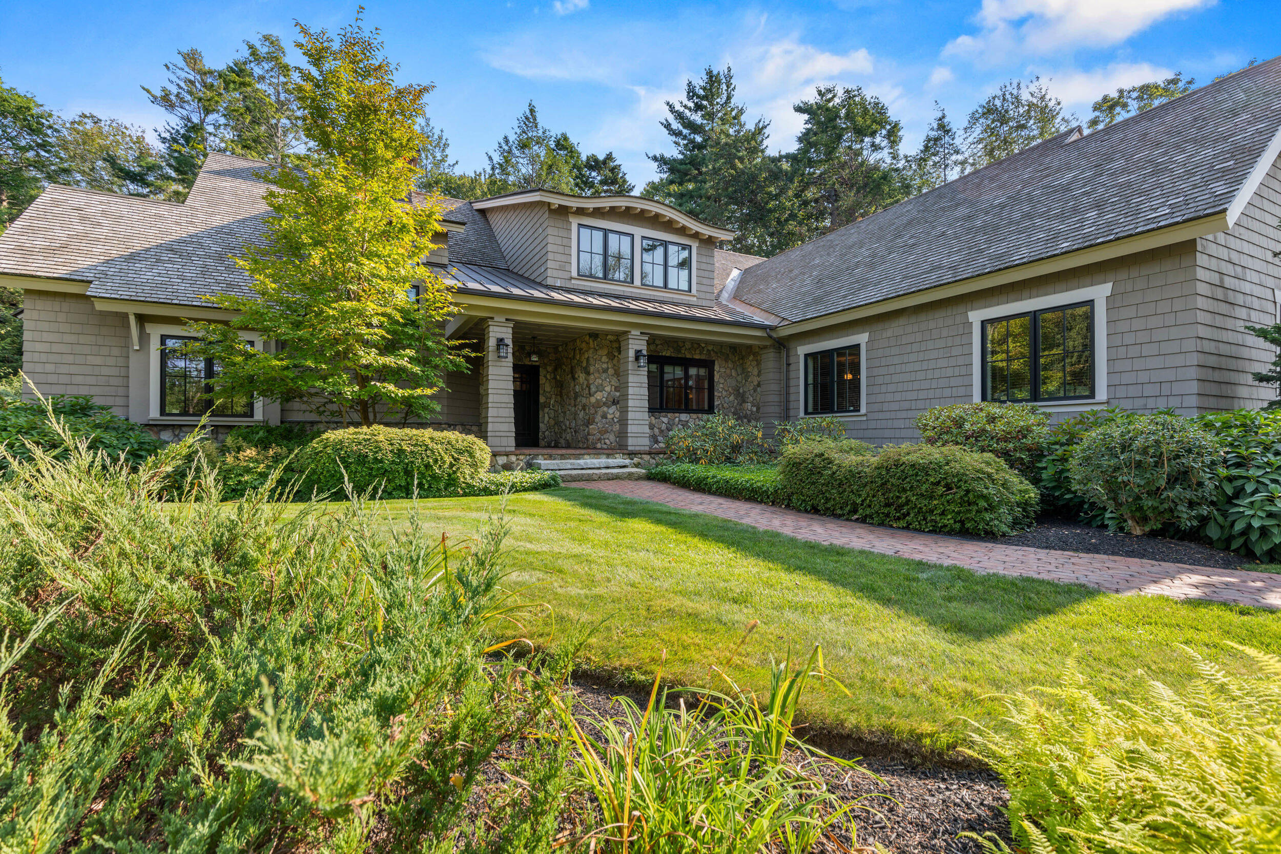 Photo of 44 Maeves Way Cumberland ME 04110