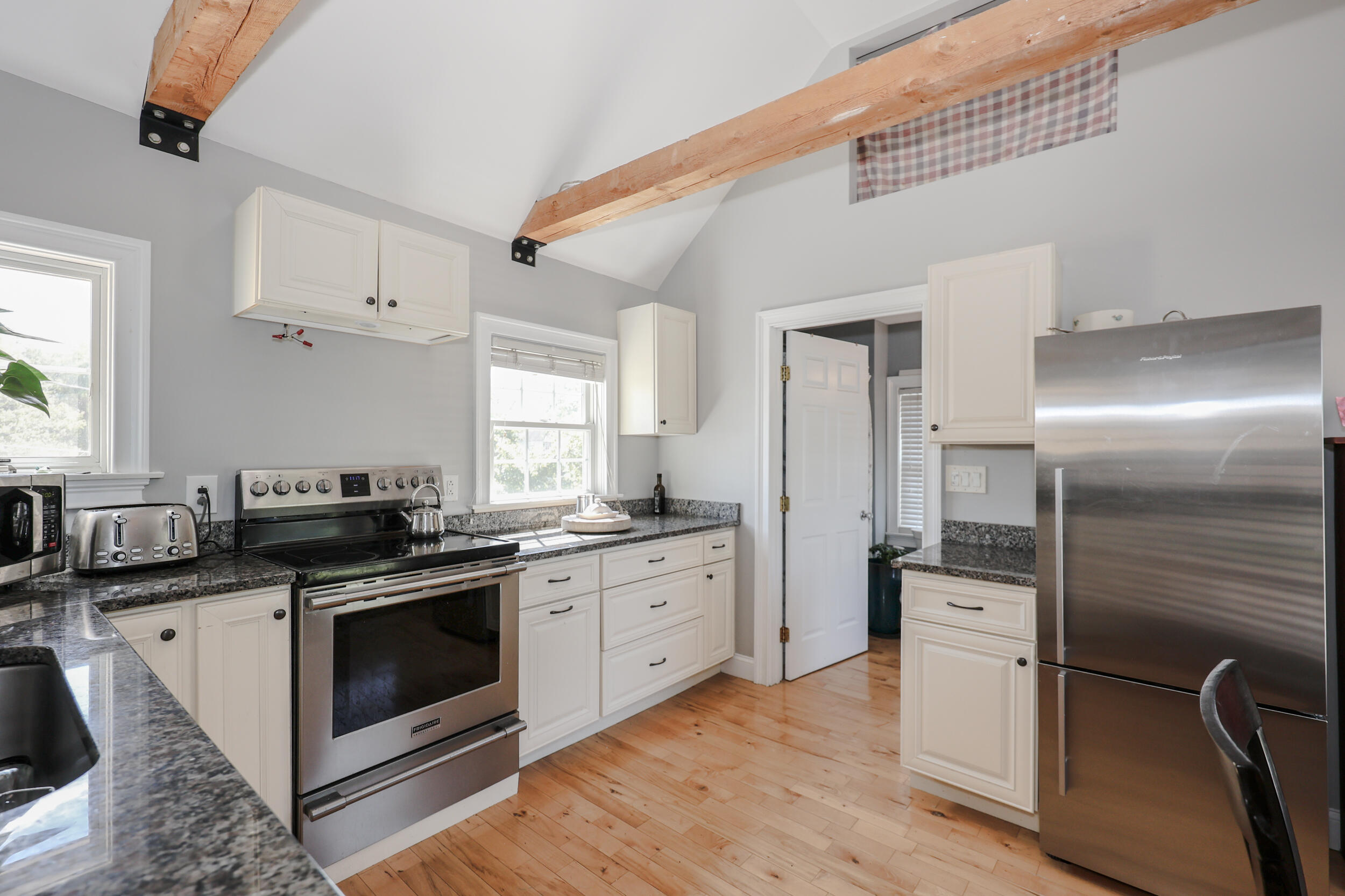 30 York Street UNIT 1, Kennebunk, ME, 04043