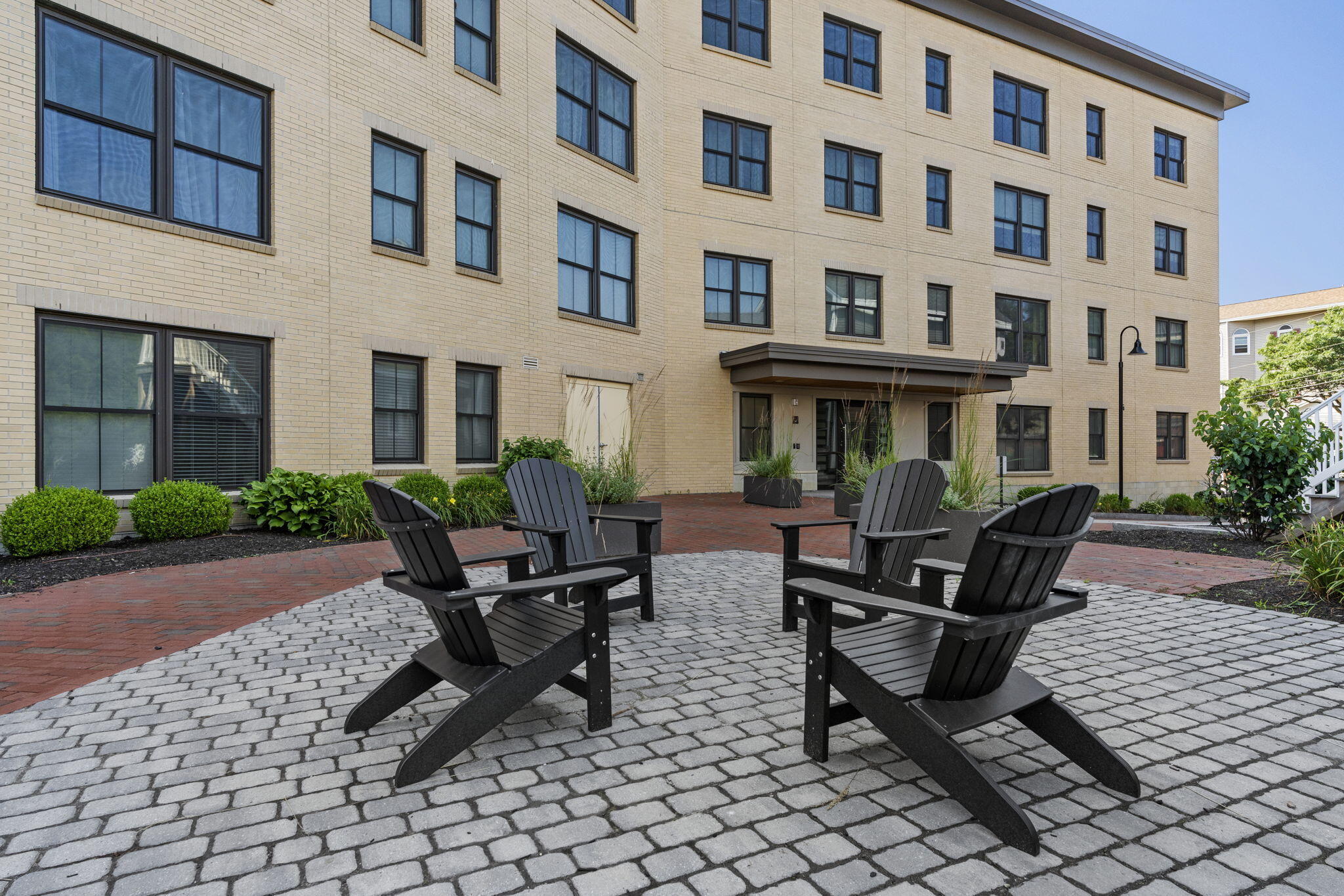 25 High Street 401