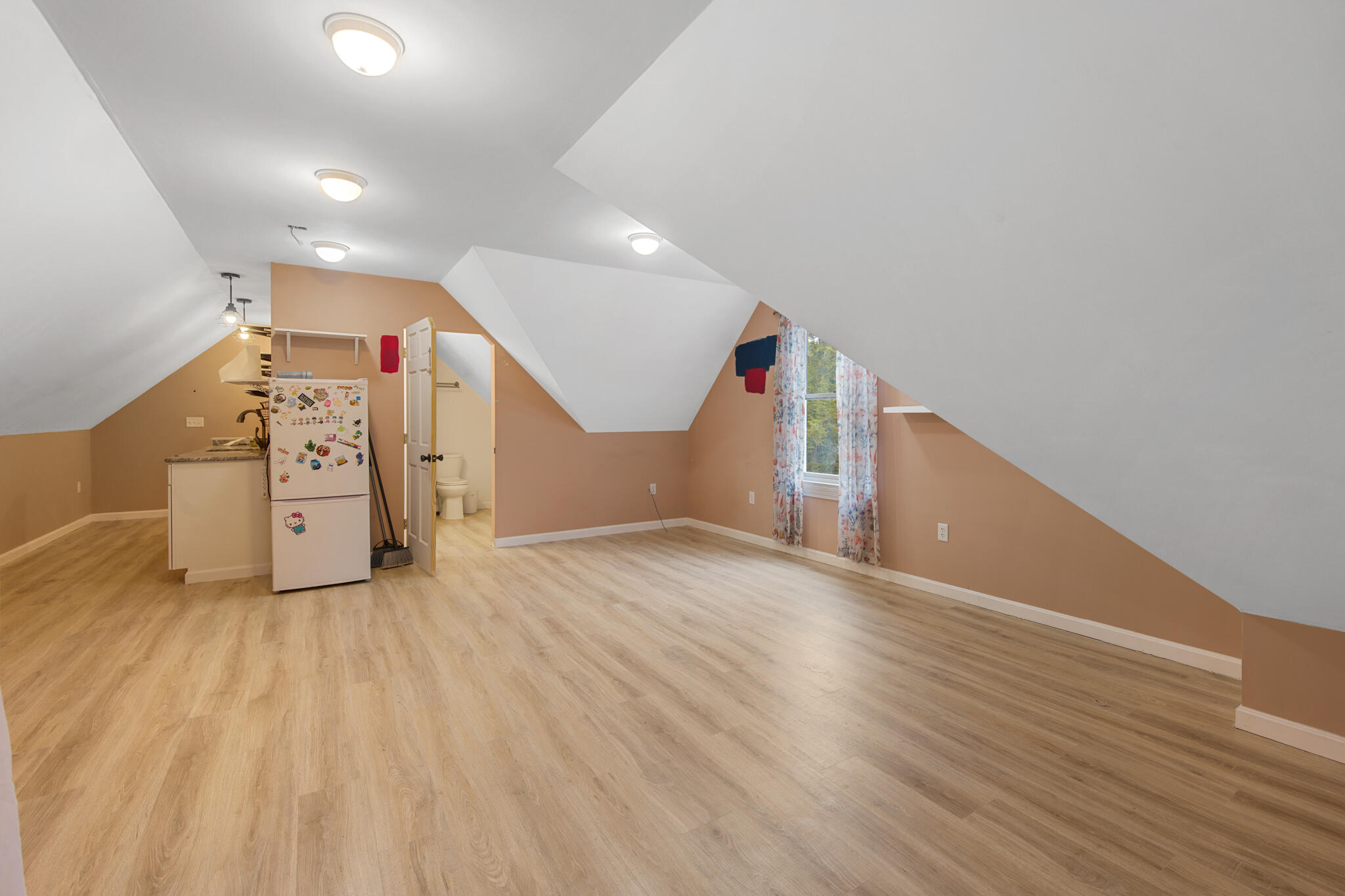 747 Western Avenue, Hampden, ME, 04444