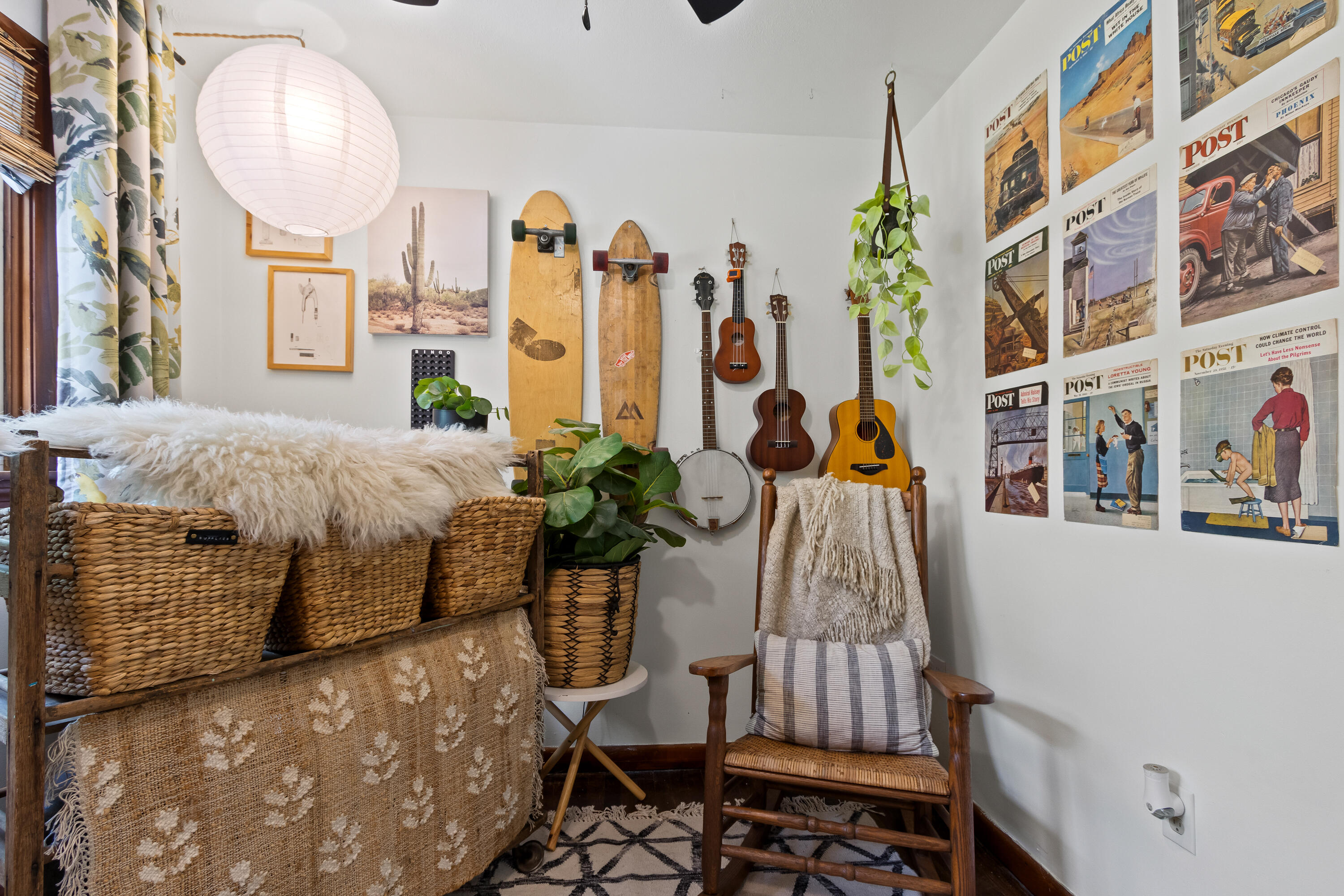 3rd Bedroom, has one closet