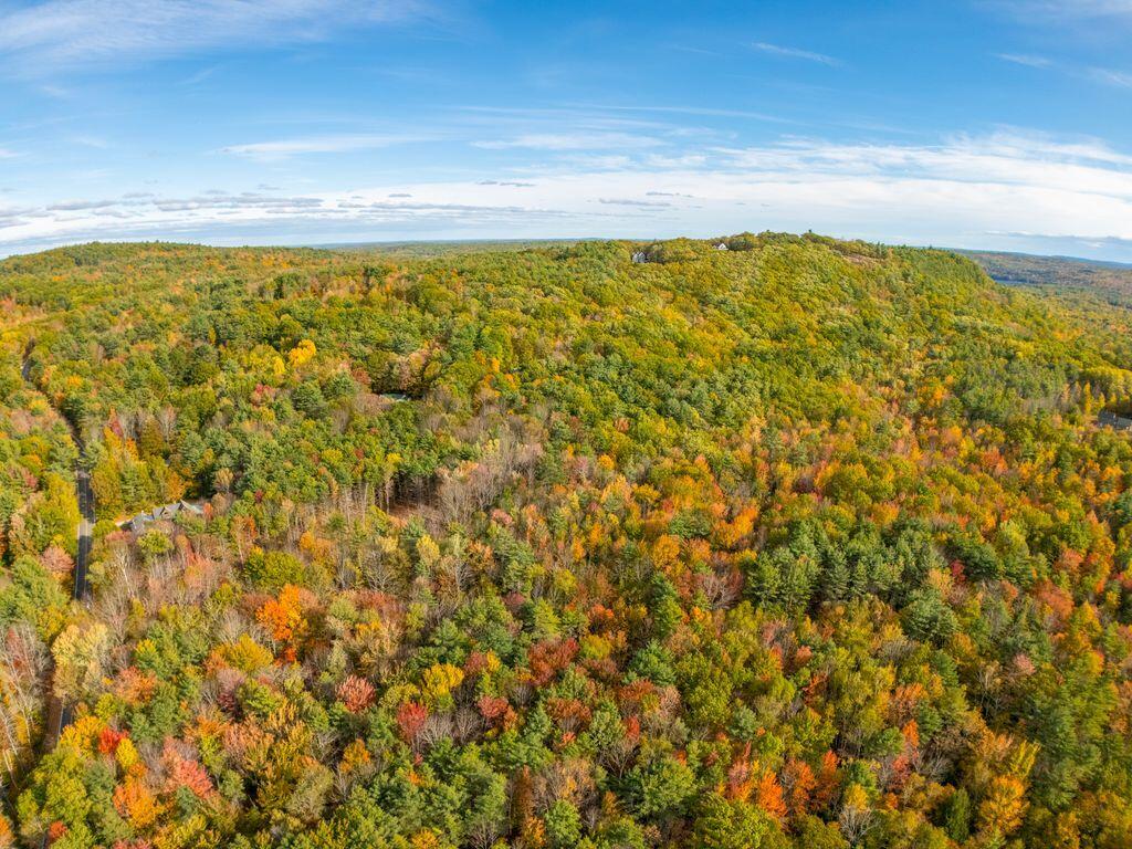 192 Mountain Road, Raymond, ME, 04071