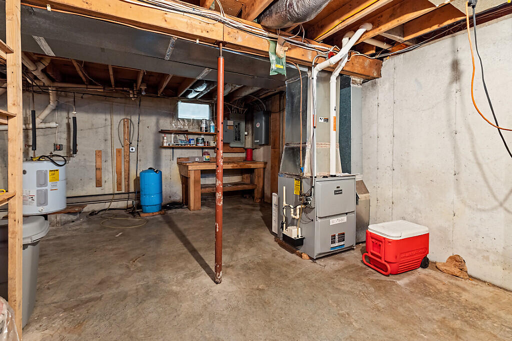 11 Woods Road, Dallas Plt, ME, 04970