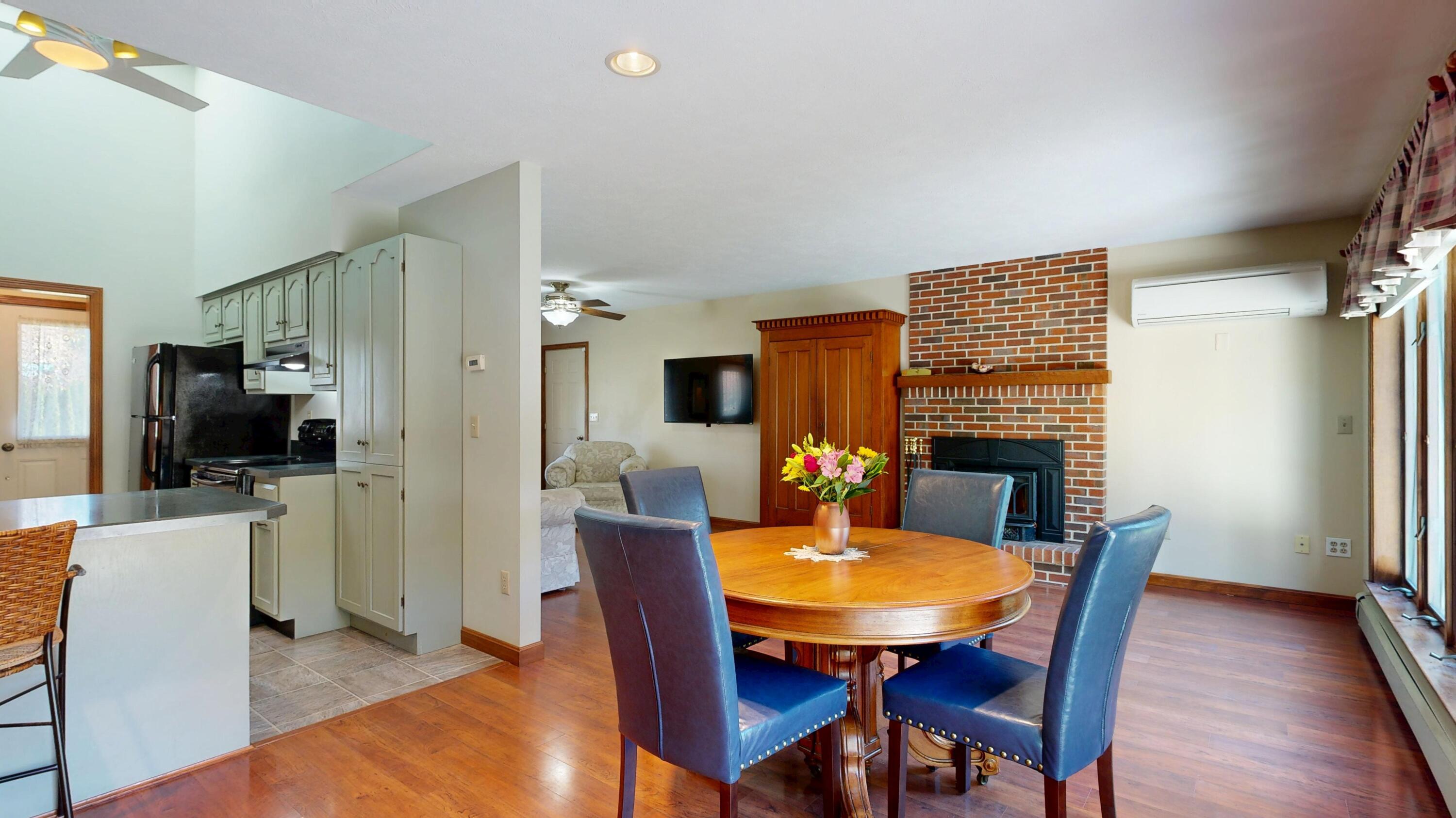 12 Hartford Street, Lewiston, ME, 04240