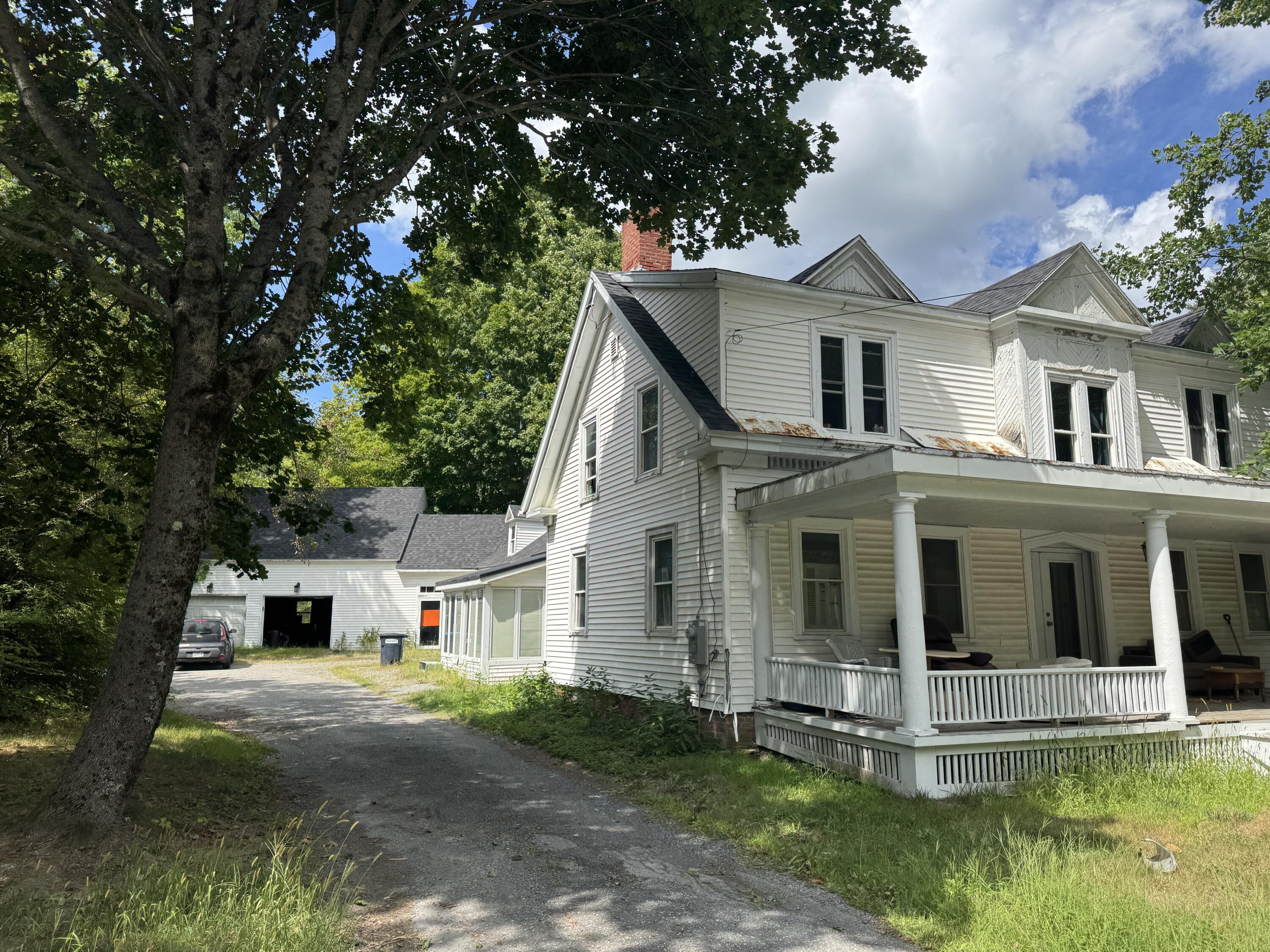 Photo of 143 Main Street Orono ME 04473