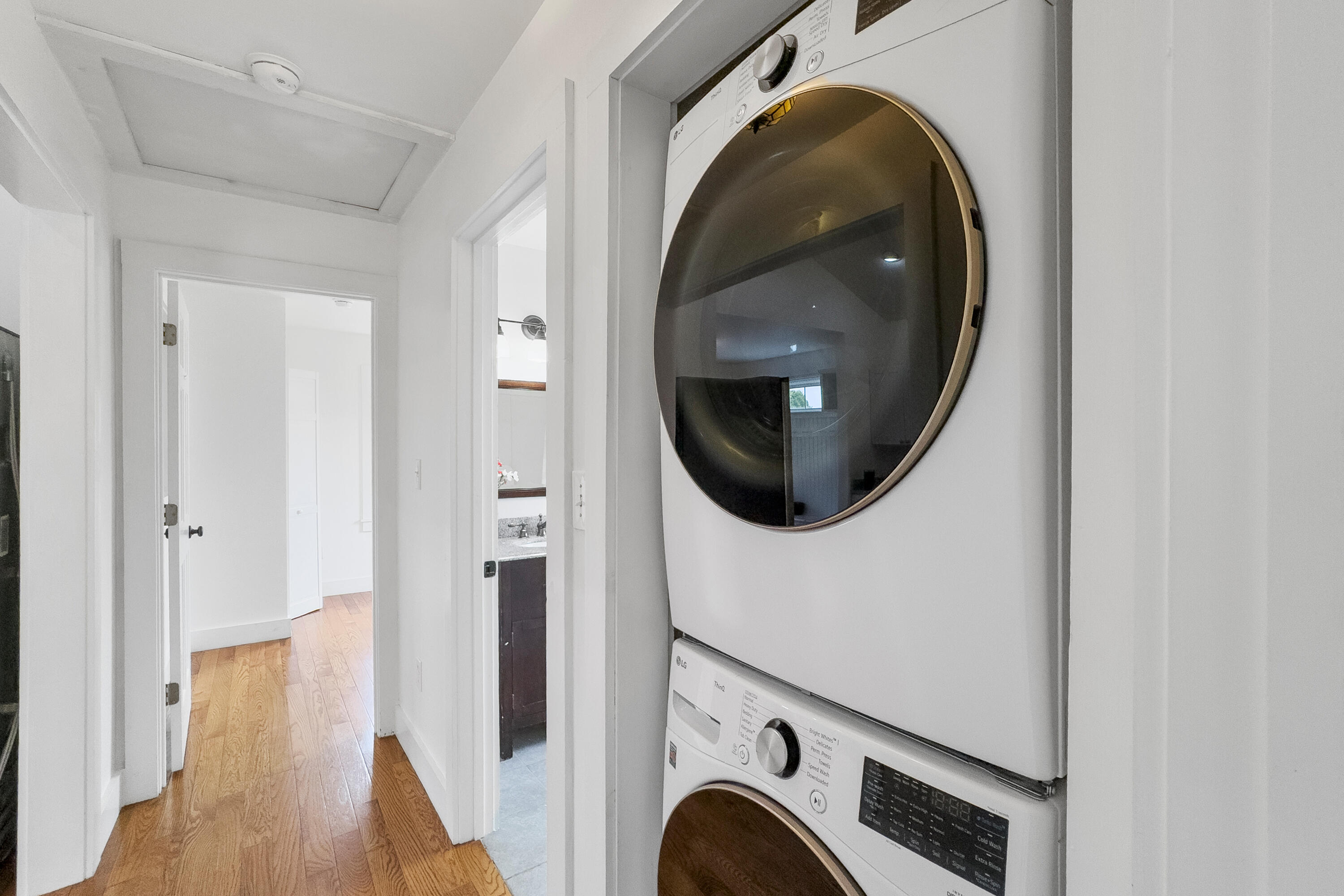 11- 39 Knott St-Rockland - JAC