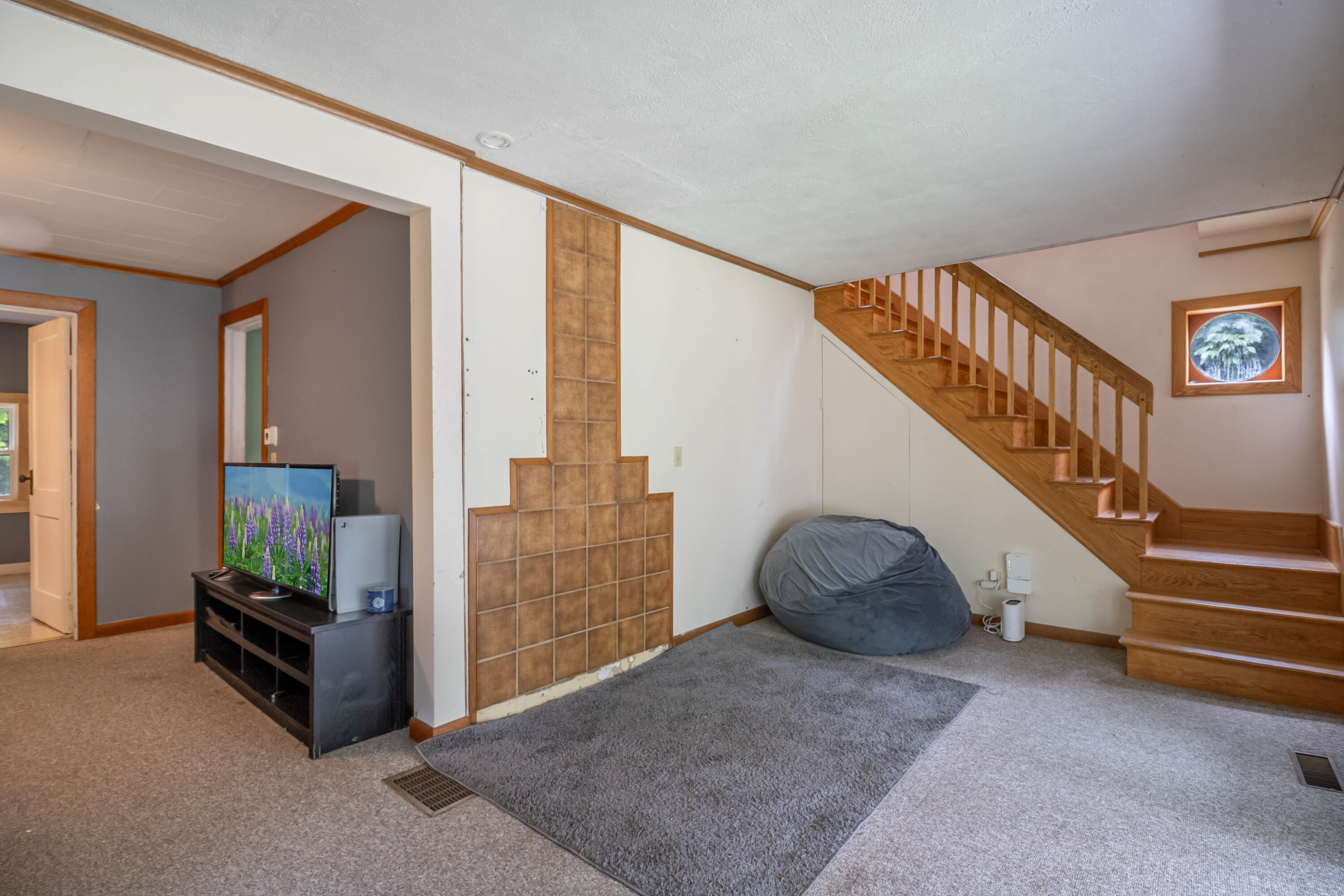 36 Kelley Road, Orono, ME, 04473