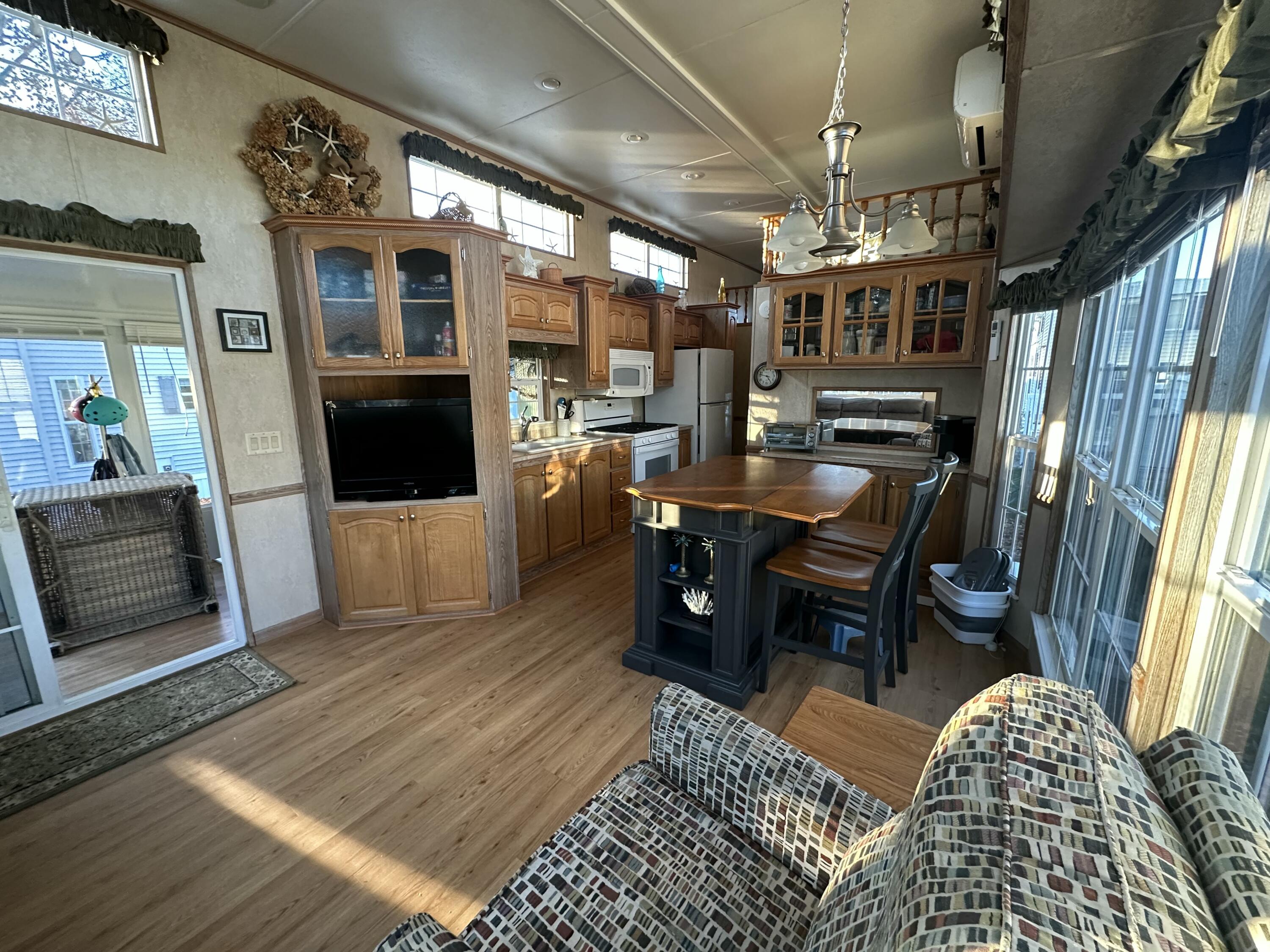 23 College Drive UNIT 121, Wells, ME, 04090