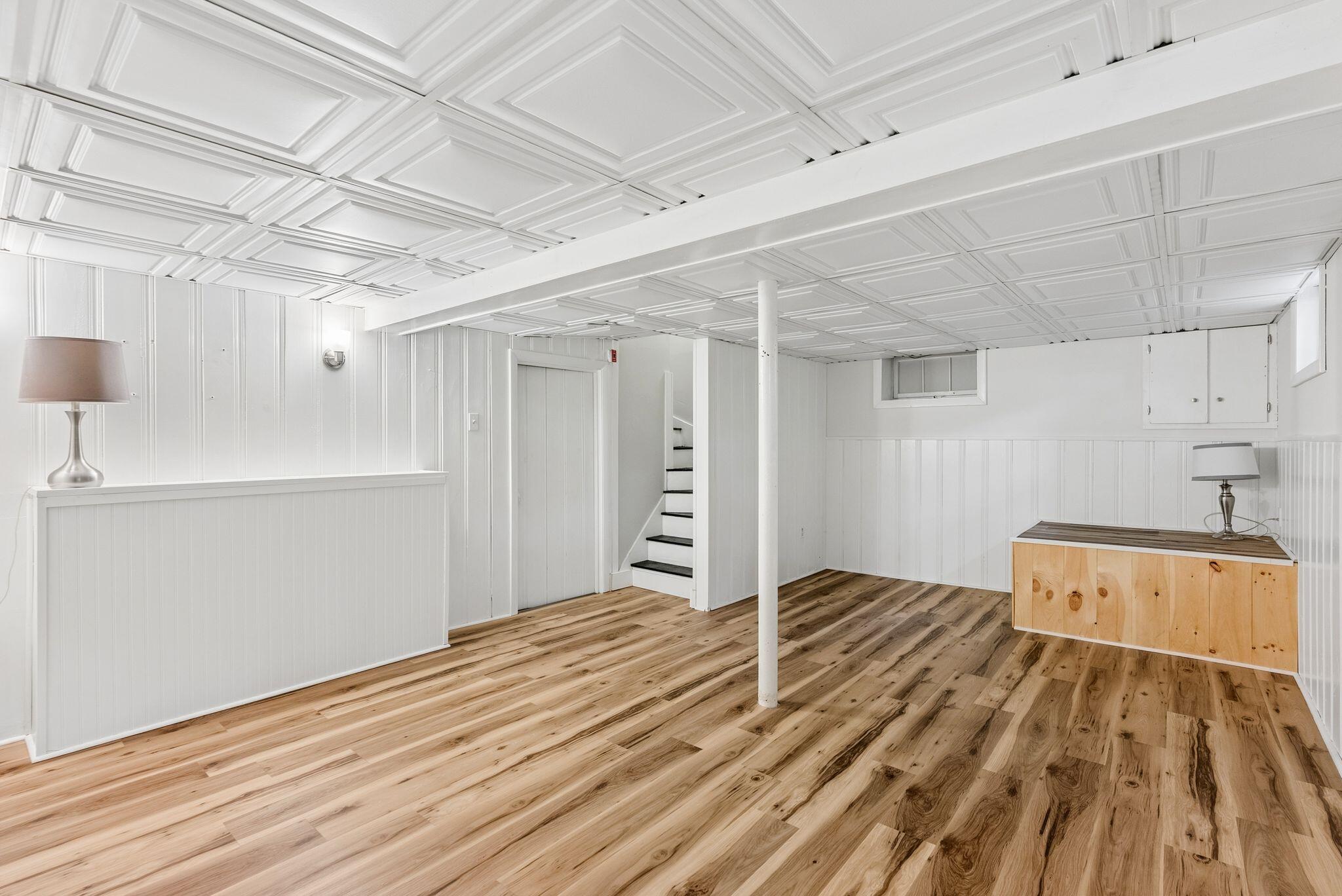 20 Just-A-Mere Road, Falmouth, ME 04105 Finished lower level space