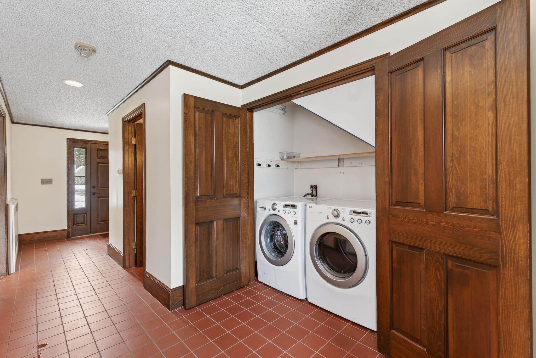 525 W Auburn Road, Auburn, ME, 04210