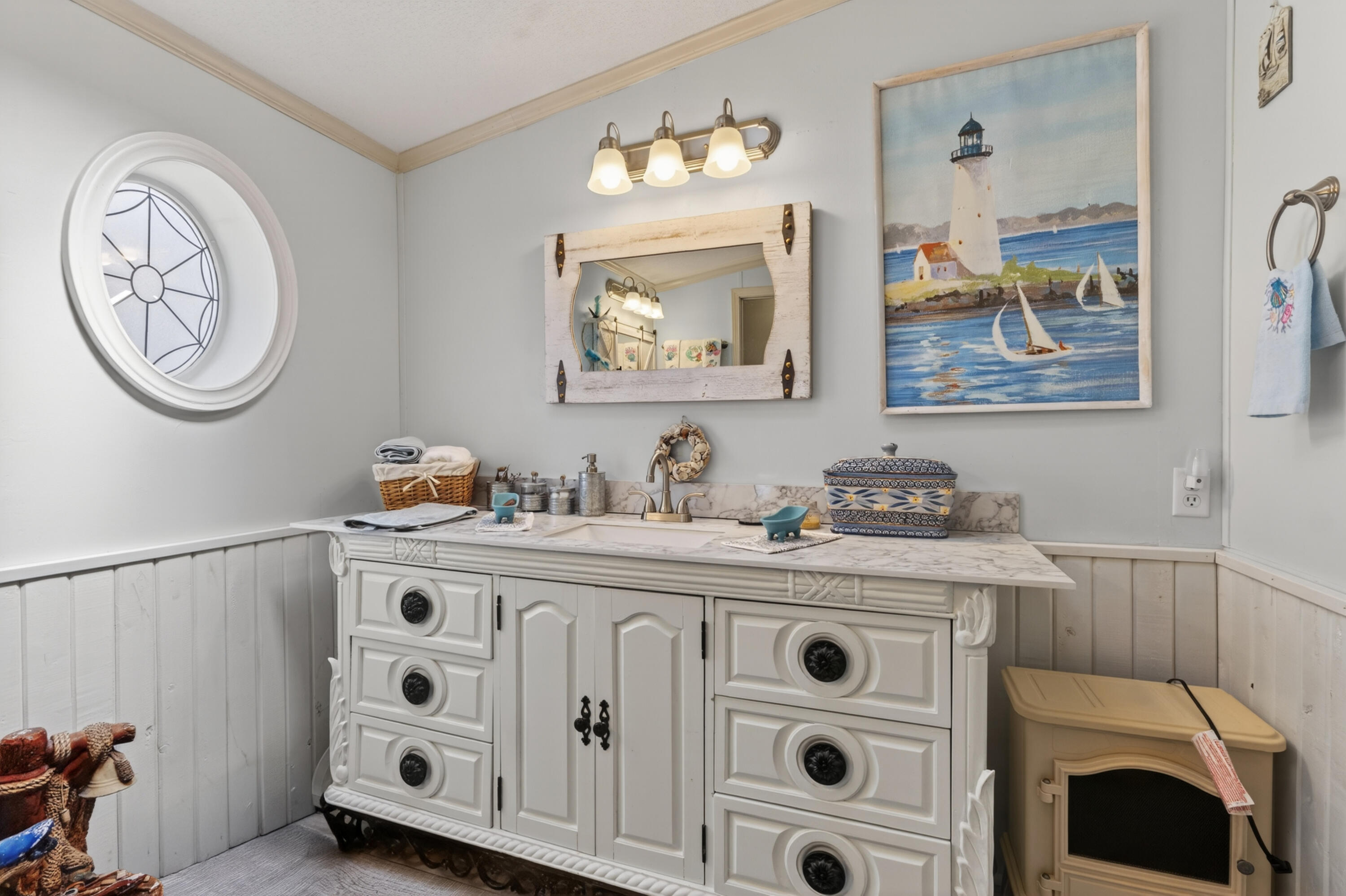 5 Freedom Lane, Belfast, ME, 04915