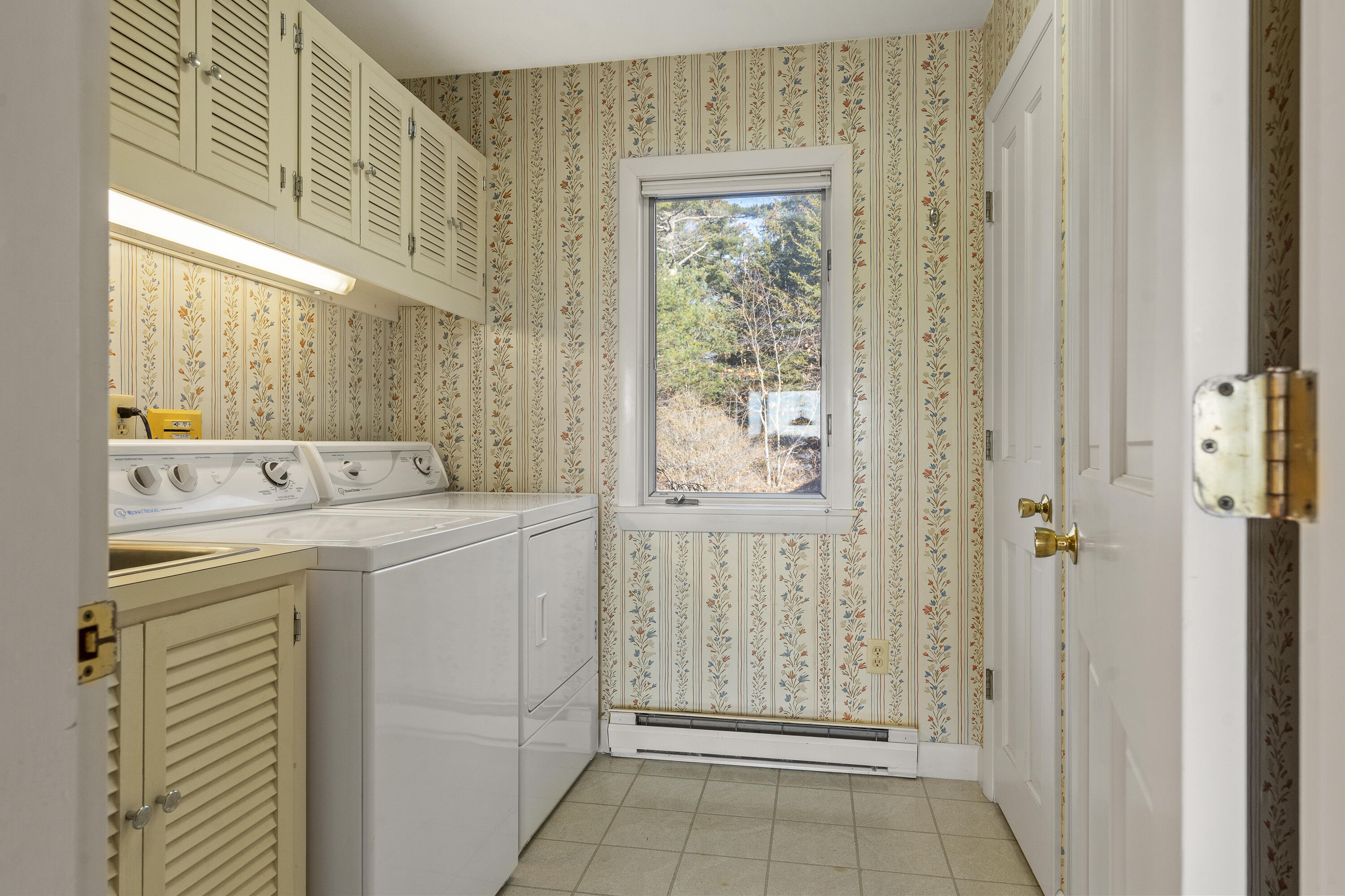 153 Back Shore Road, Bristol, ME, 04564