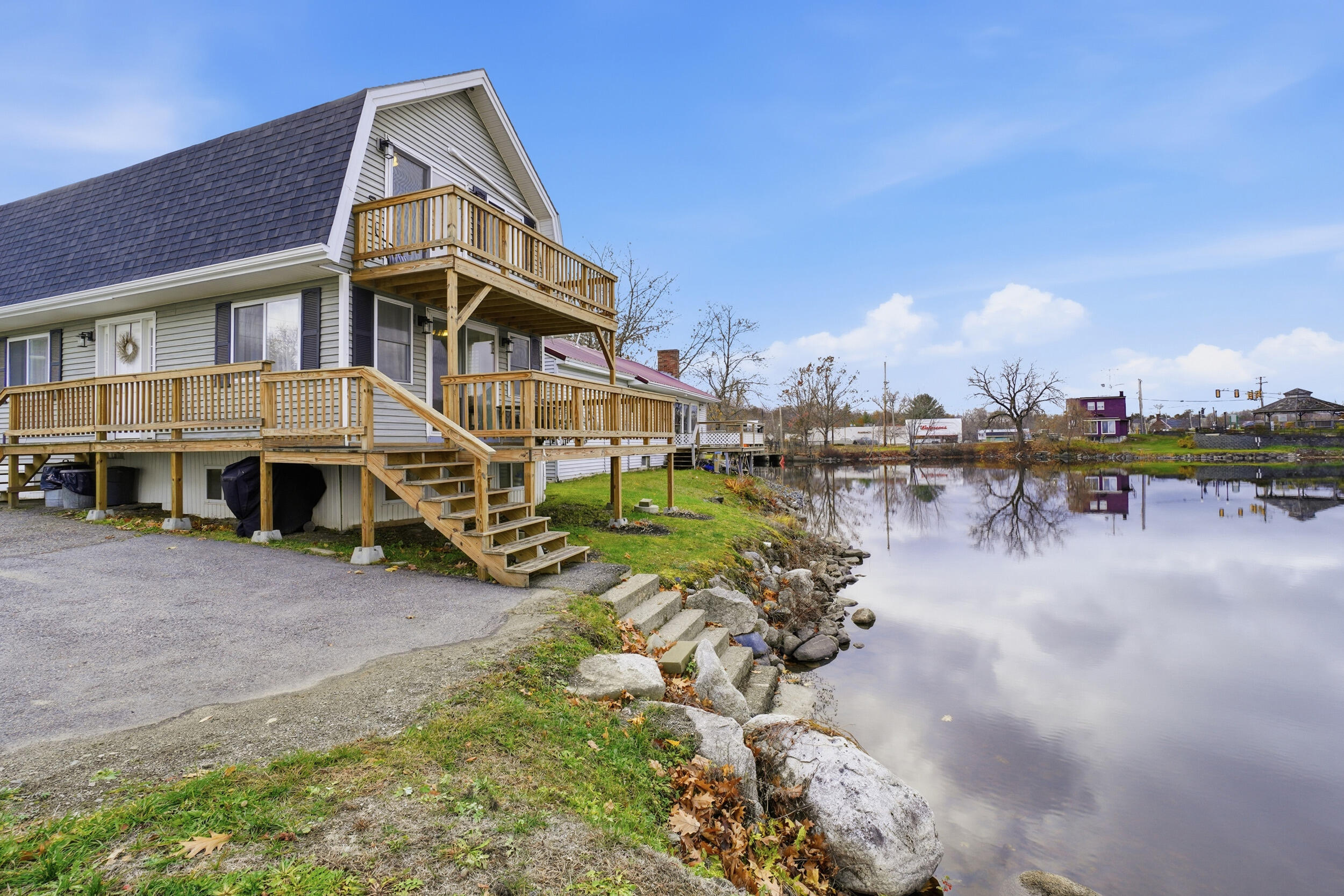 6 Mattanawcook Street, Lincoln, ME, 04457