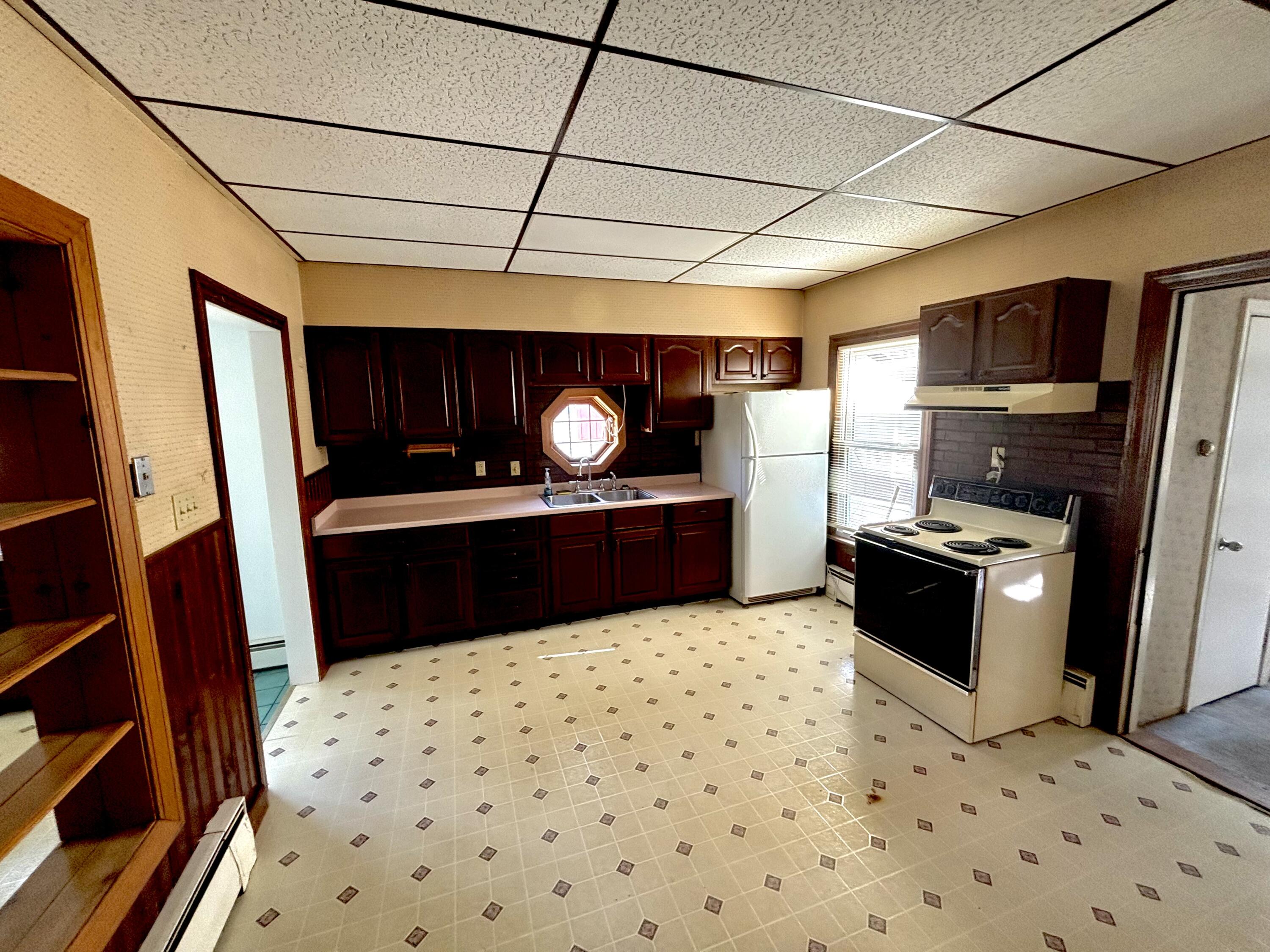 420 Katahdin Avenue, Millinocket, ME, 04462