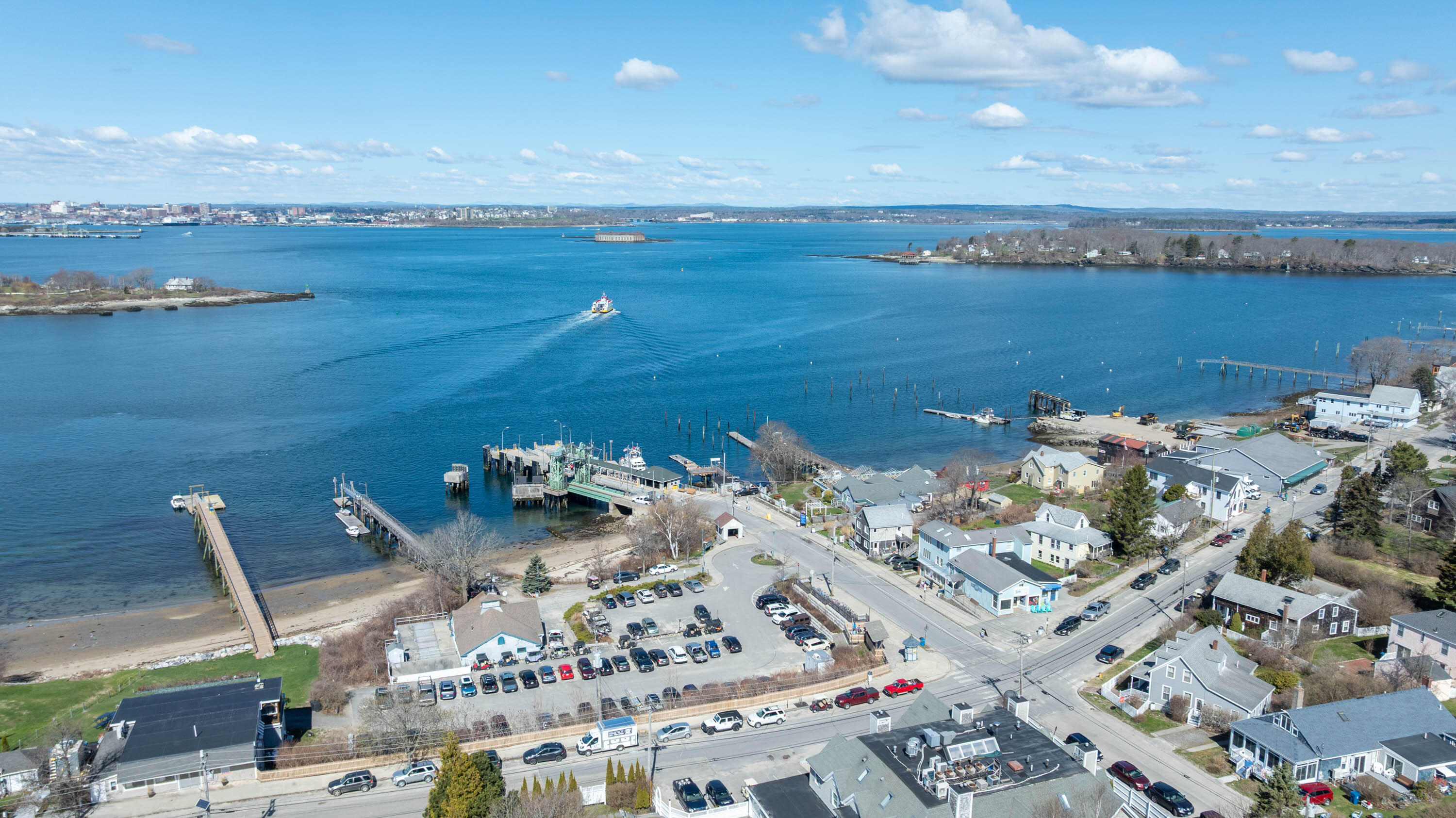 11 Oakland Avenue, Portland, ME, 04108