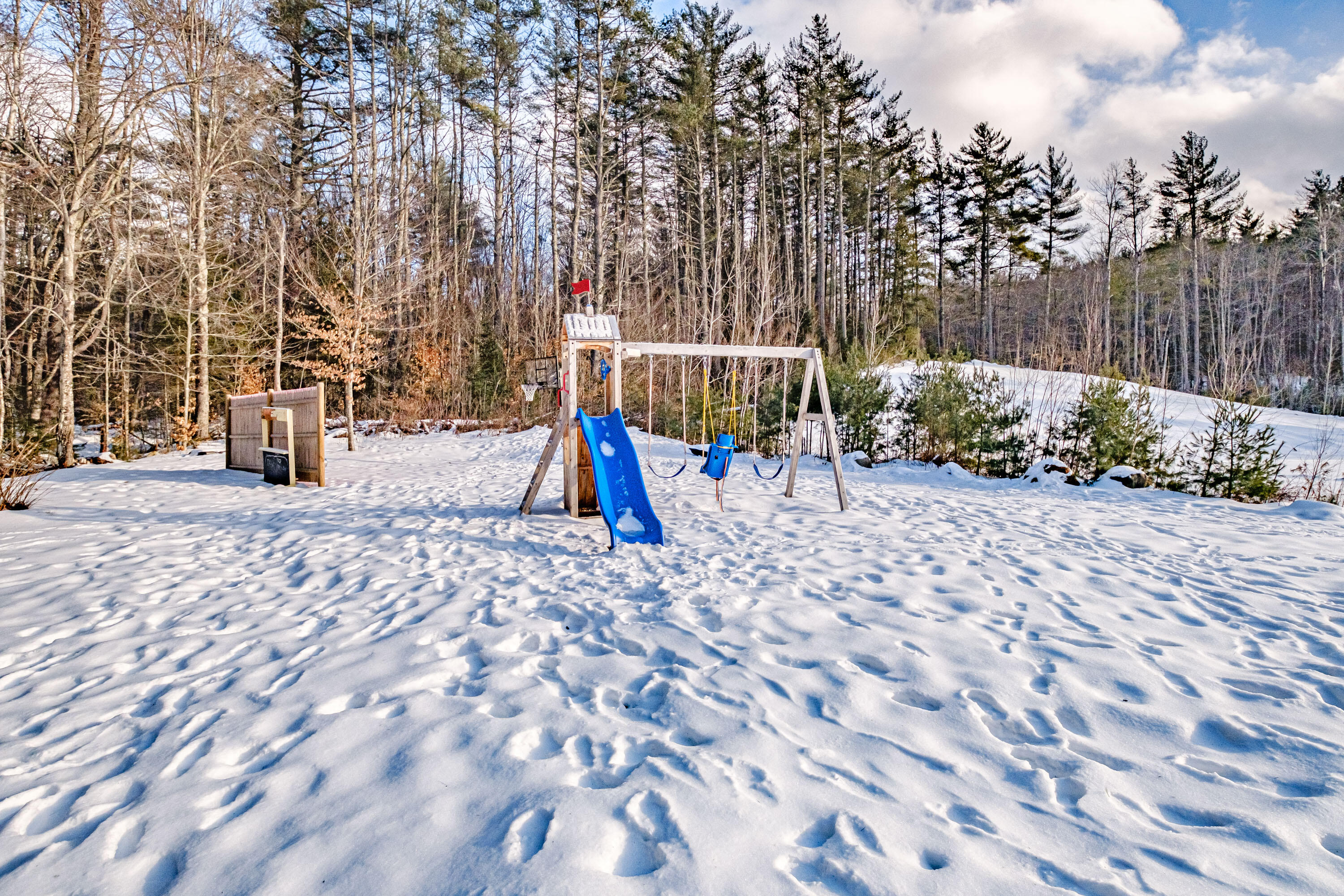 869 E Bethel Road, Bethel, ME, 04217