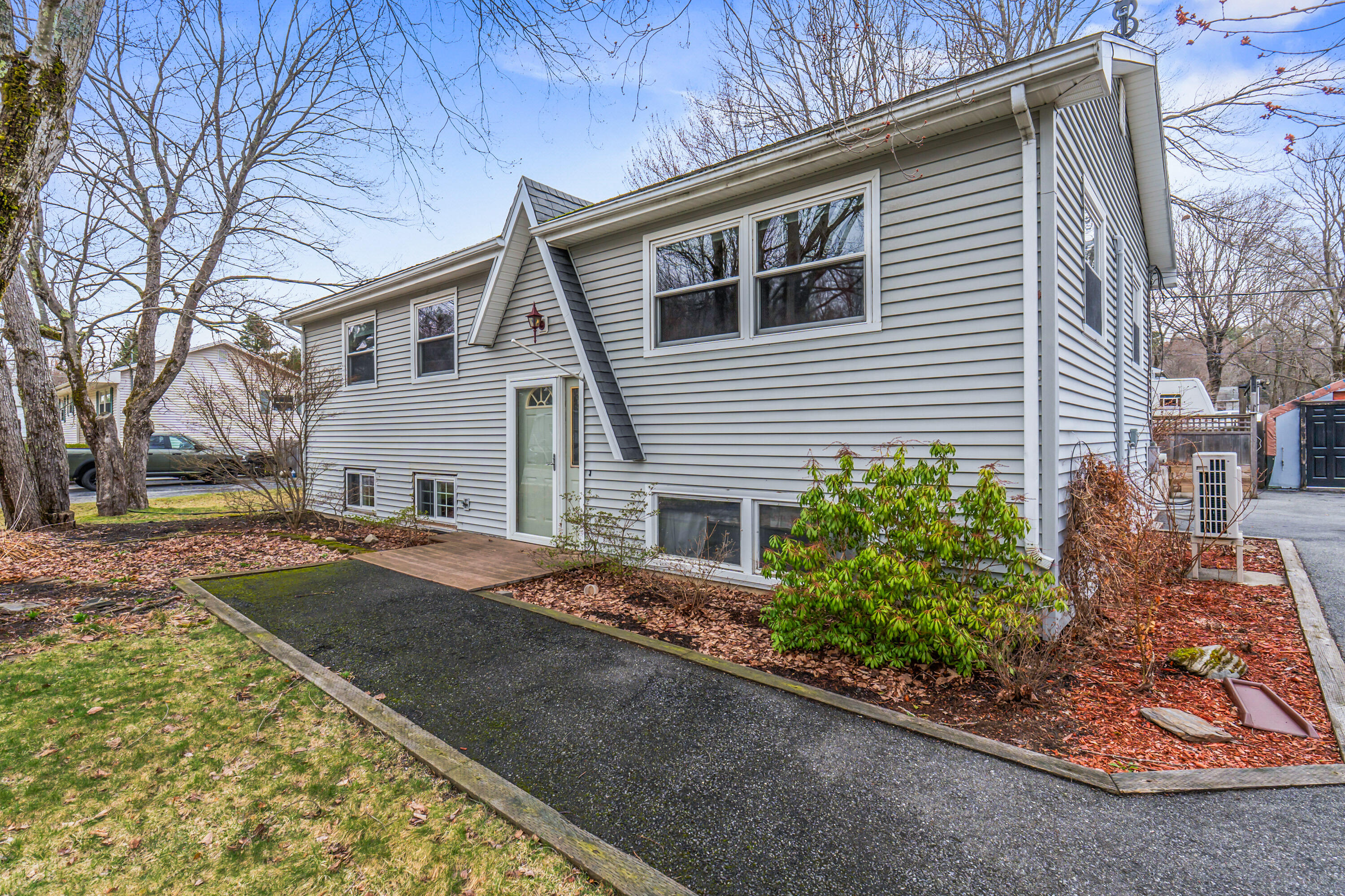 1522 Pushaw Road, Glenburn, ME, 04401