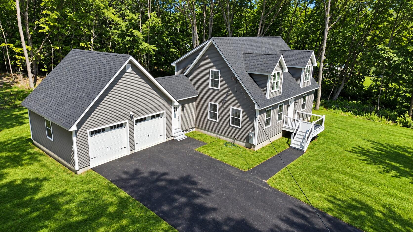 Photo of 678 Lewiston Road New Gloucester ME 04260