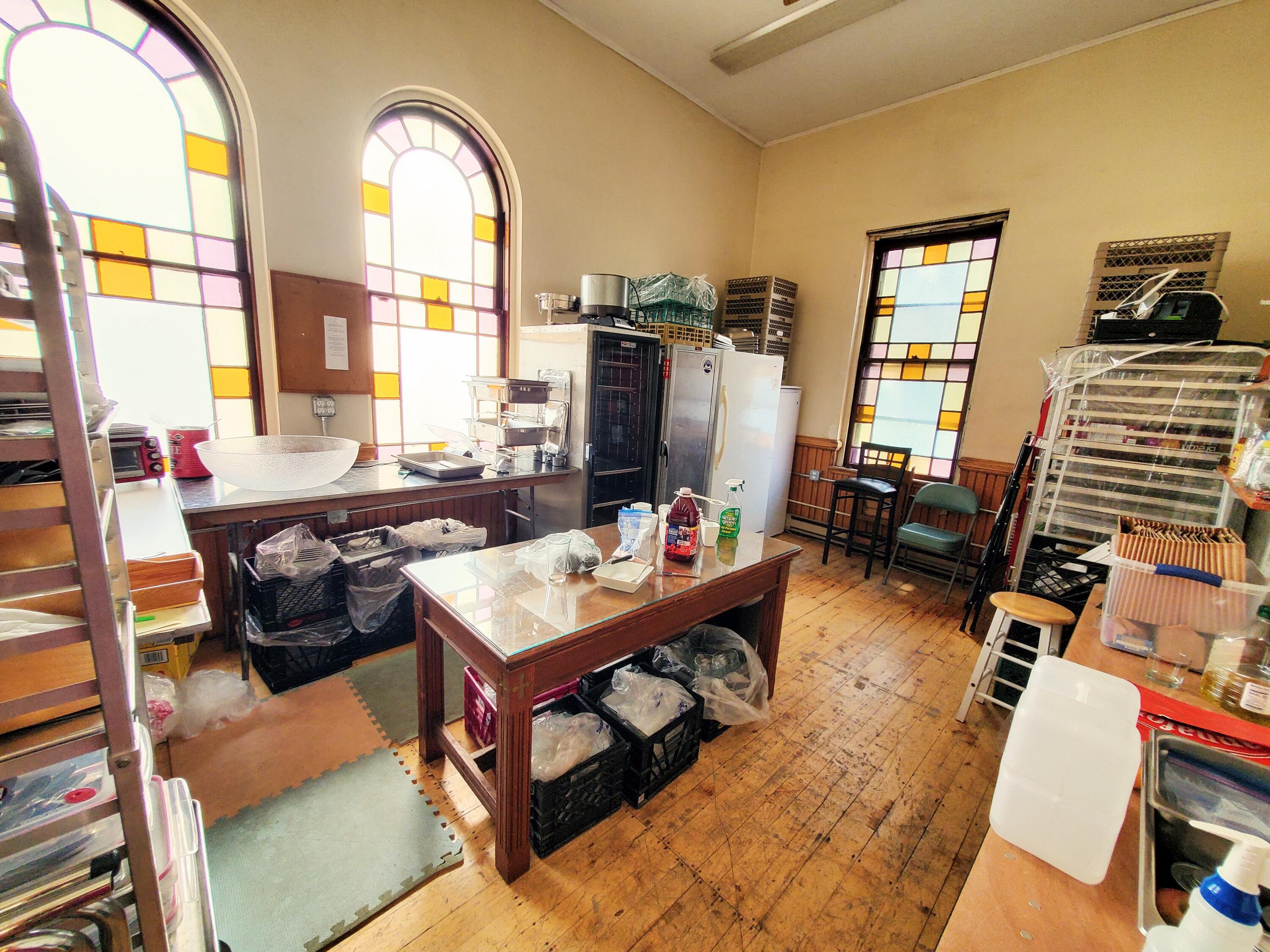 98 Main Street, Madison, ME, 04950