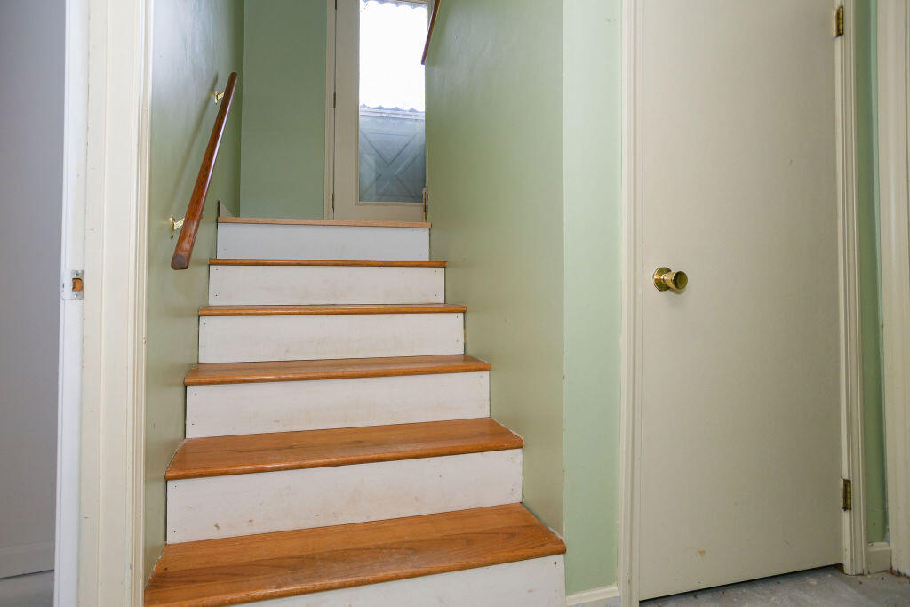 109 Sunny Hill Drive, Farmington, ME, 04938