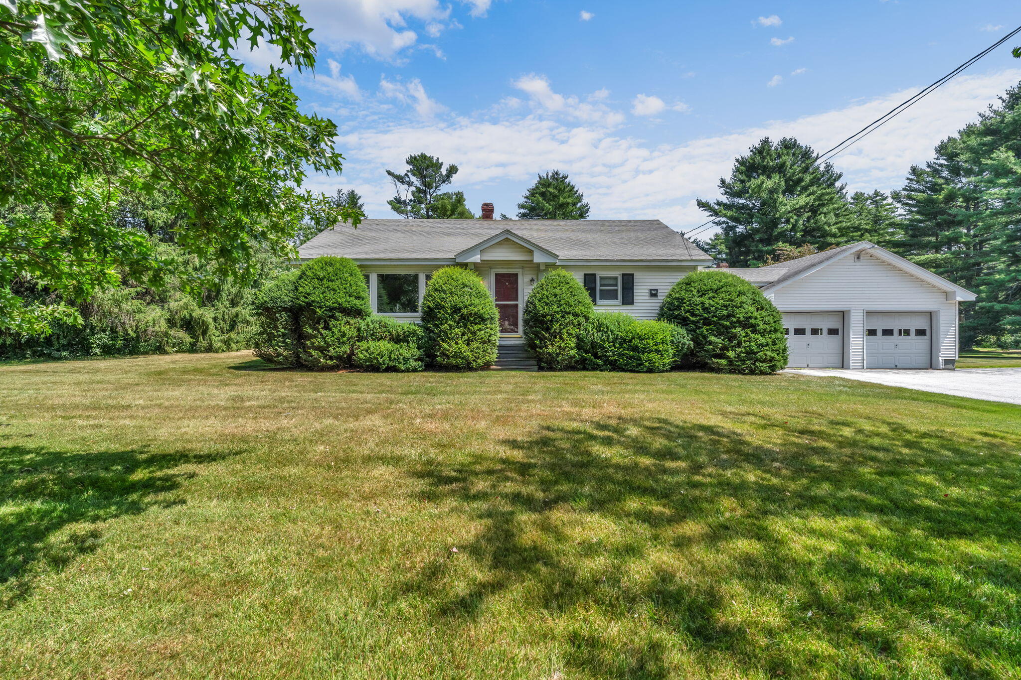 Photo of 2639 Union Street Hermon ME 04401