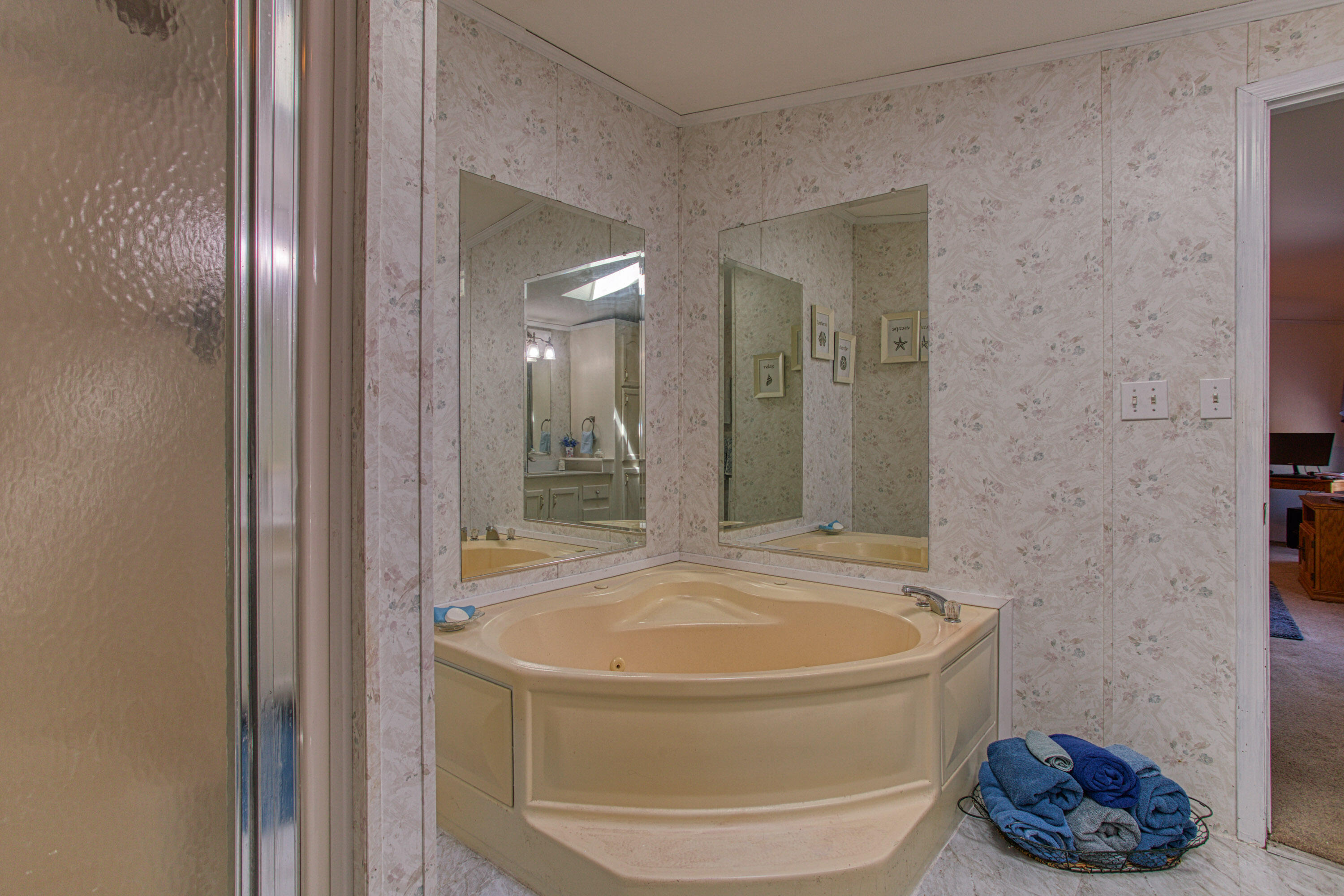 75 Reed Road, Boothbay Harbor, ME, 04538