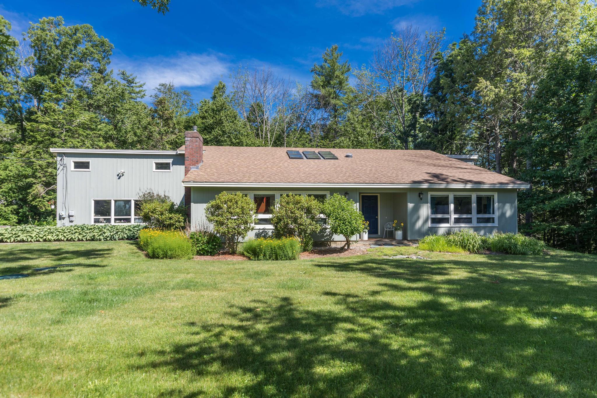 Photo of 257 Rollingwood Road Eliot ME 03903