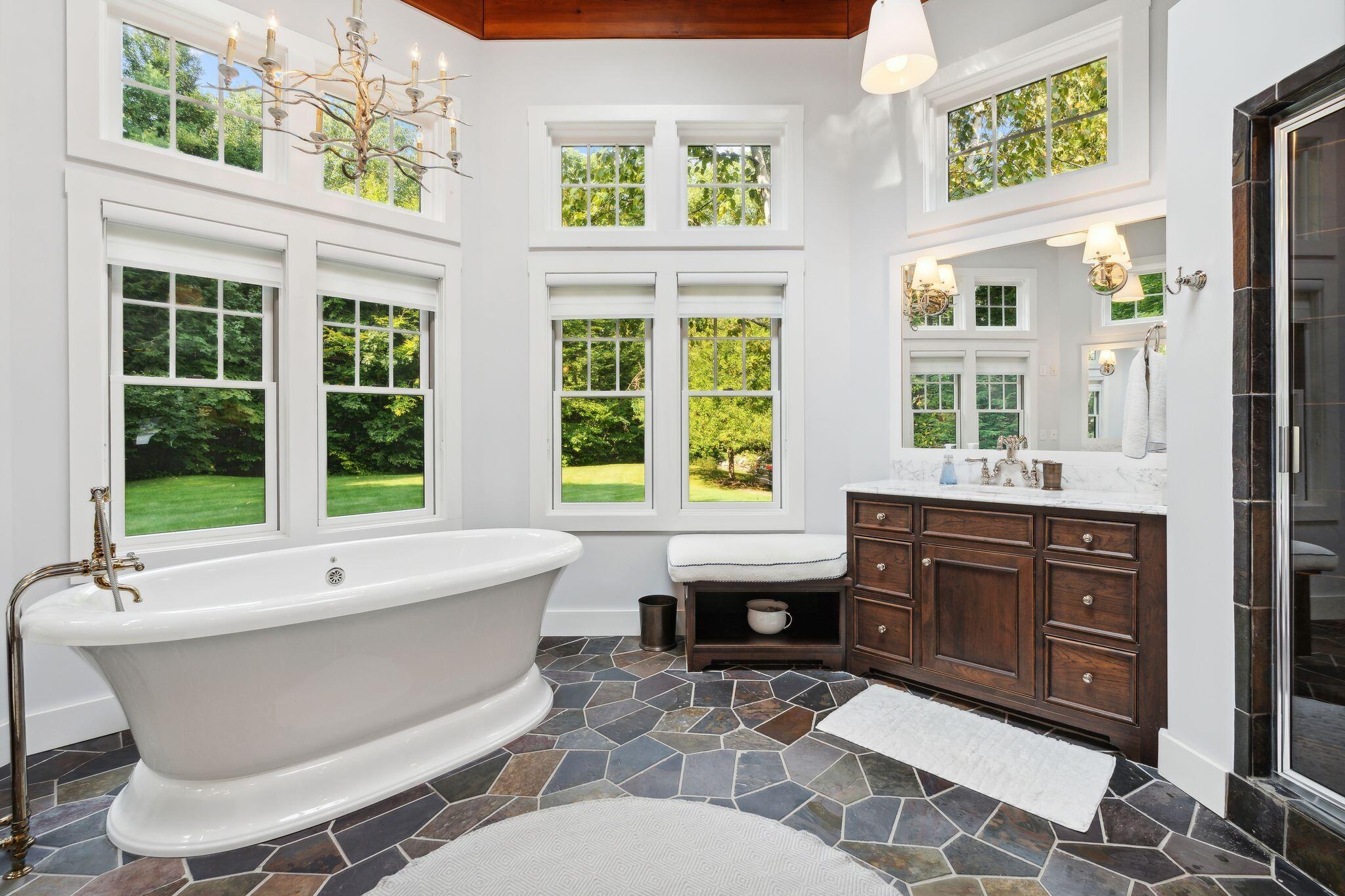 224 Ledges Road S, Naples, ME, 04055