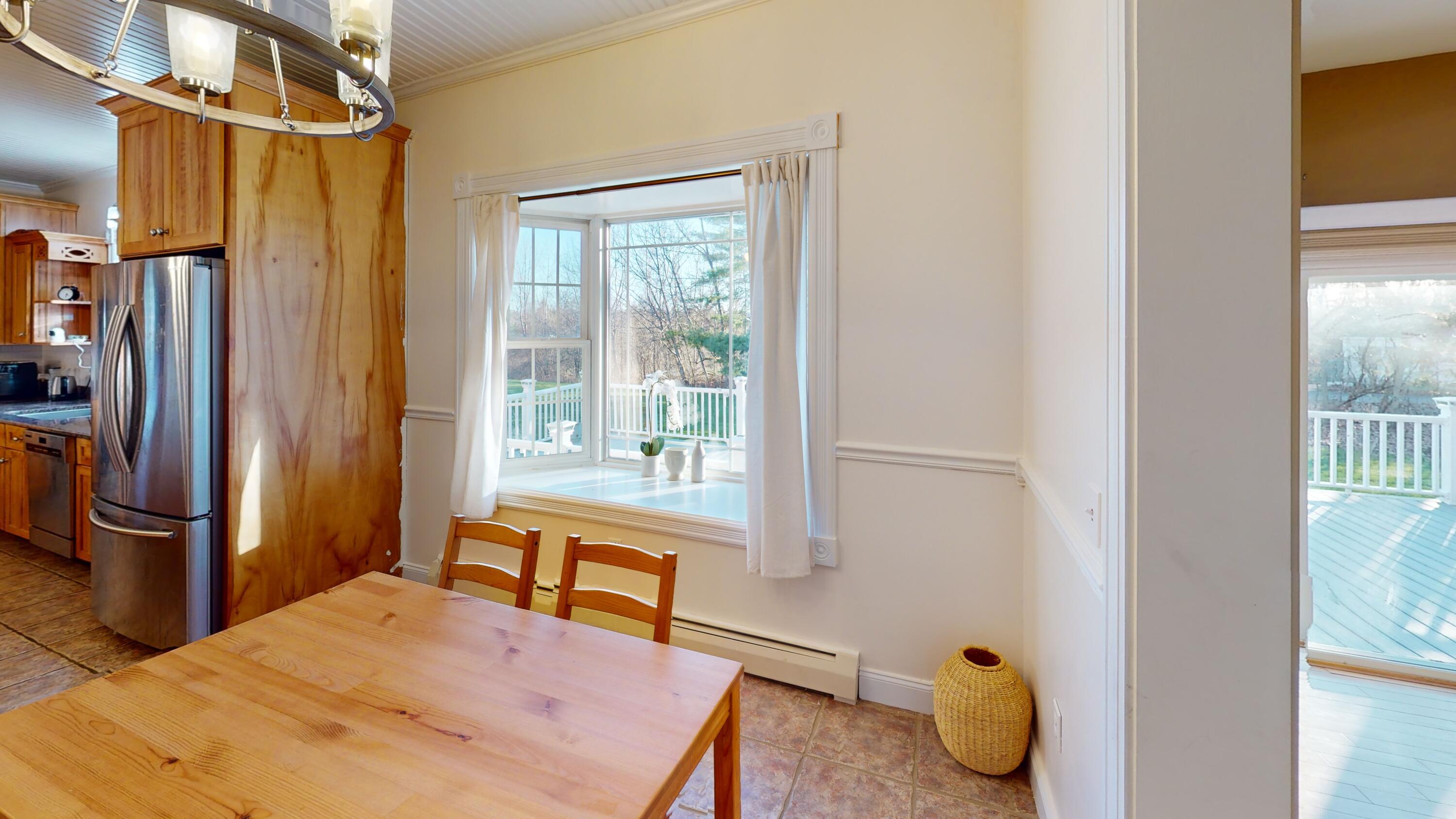 21 Longmeadow Drive, Veazie, ME, 04401